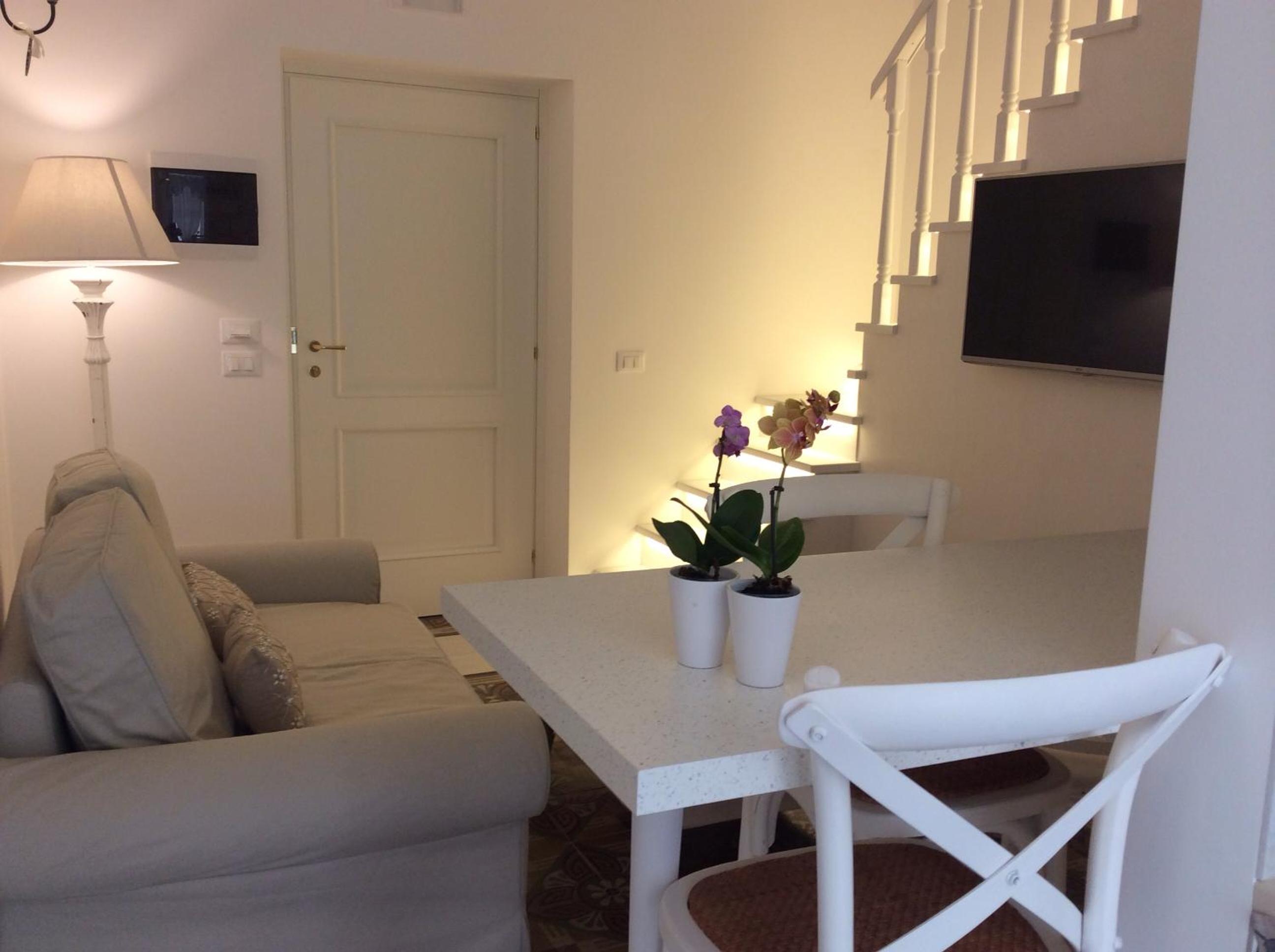 Deluxe Junior Suite - Split Level - Photo 19