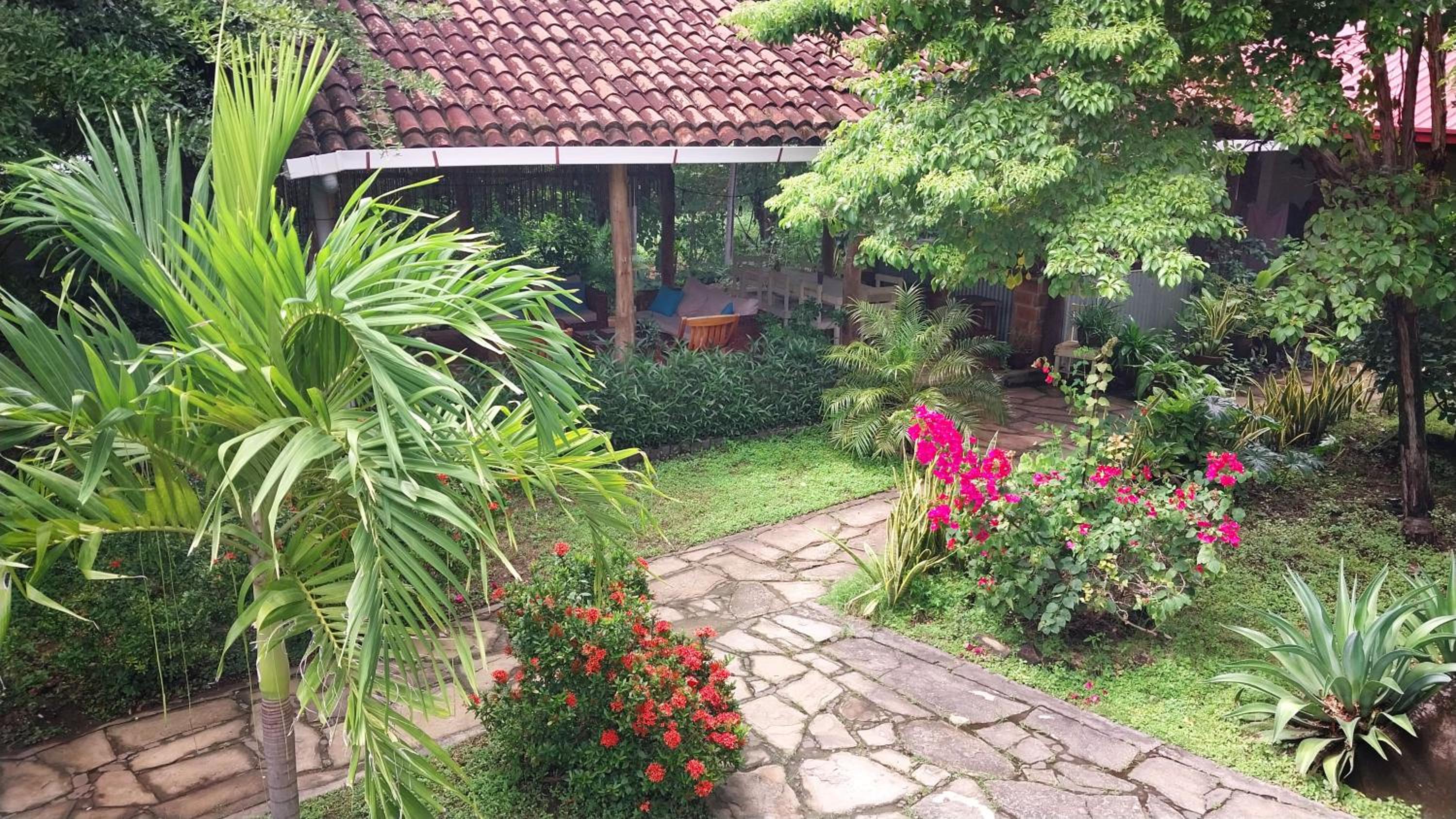 Bungalow with Garden View photo 2