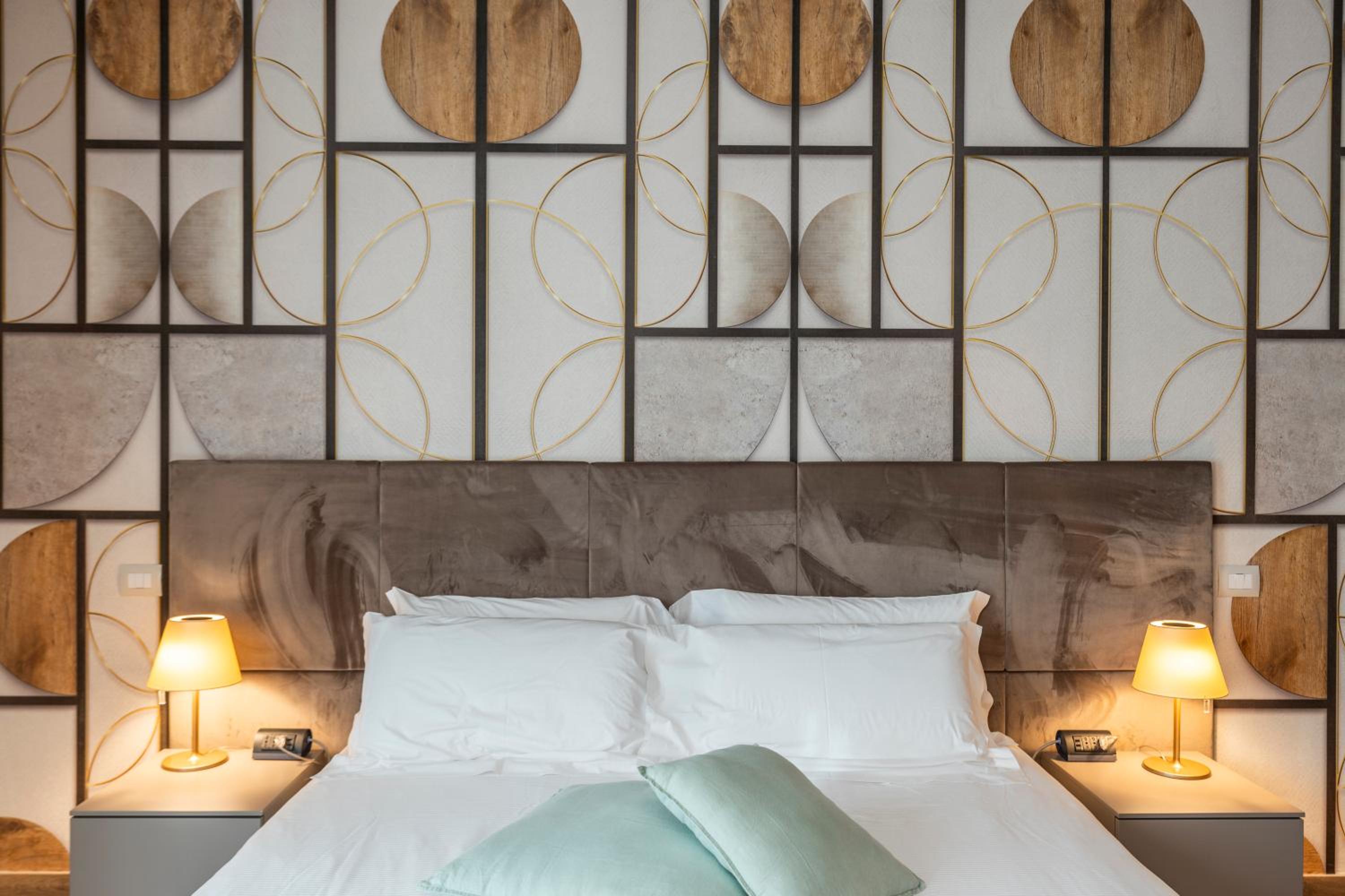 Superior Twin/Double Room