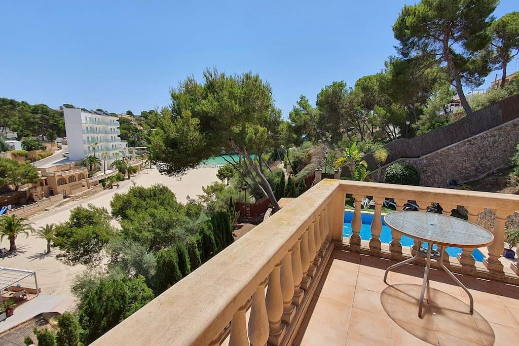 Villa photo 3