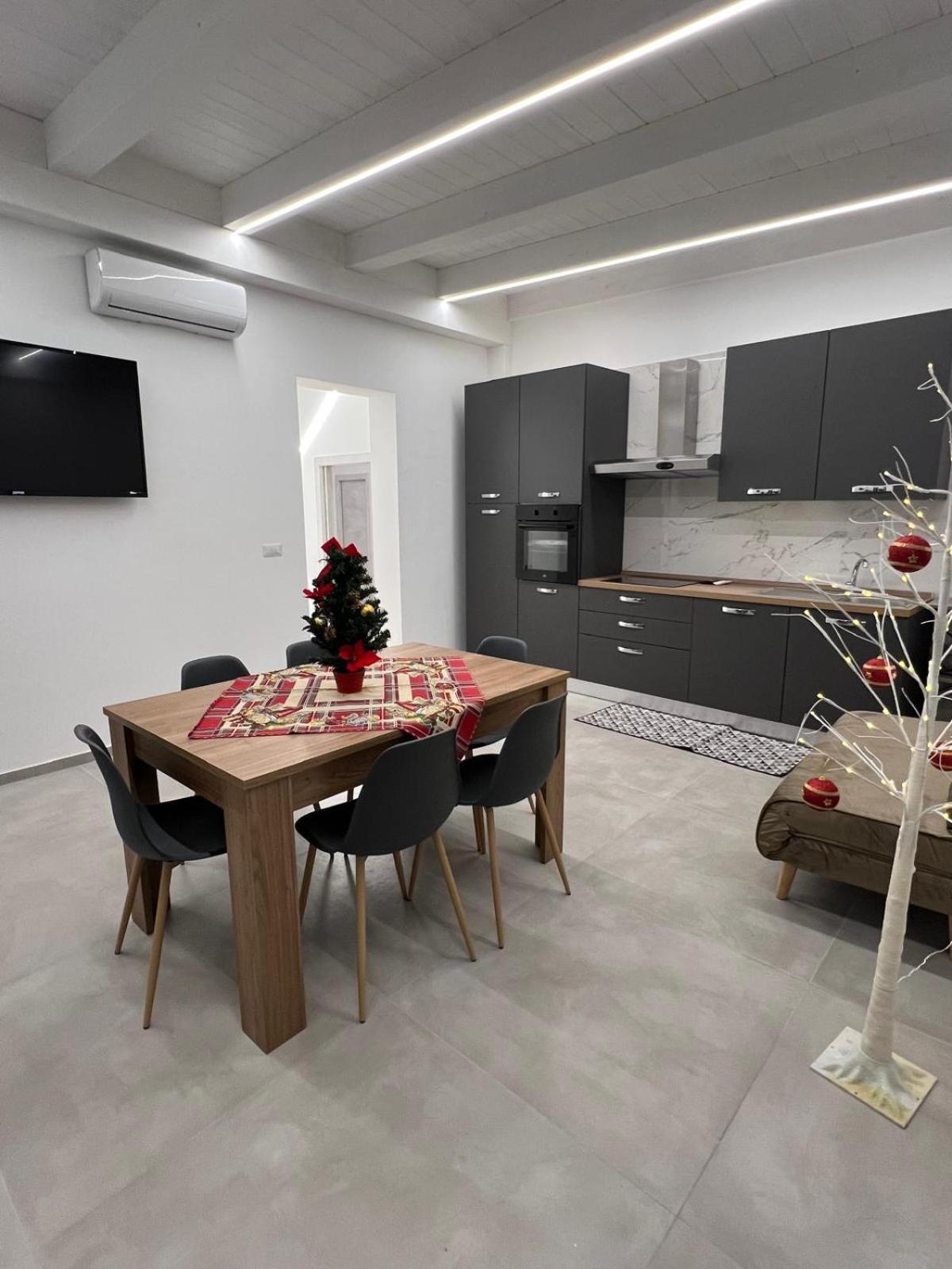 Two-Bedroom Apartment With Terrace photo 1