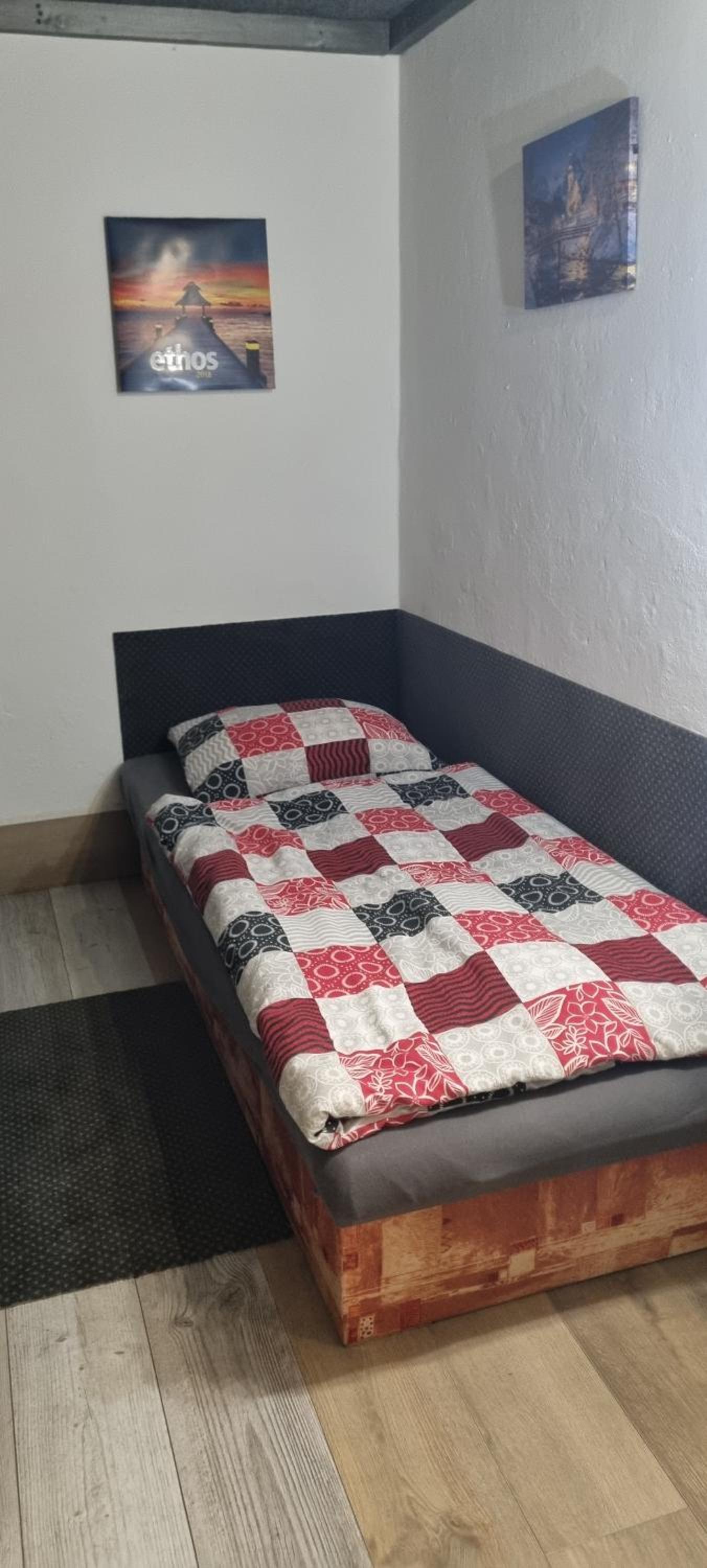 One-Bedroom Apartment photo 3