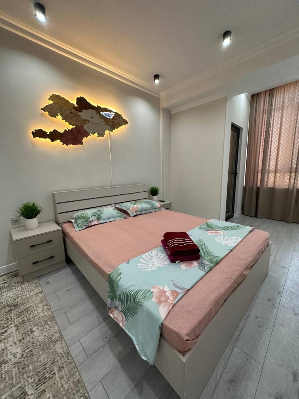 One-Bedroom Superior Apartment photo 2
