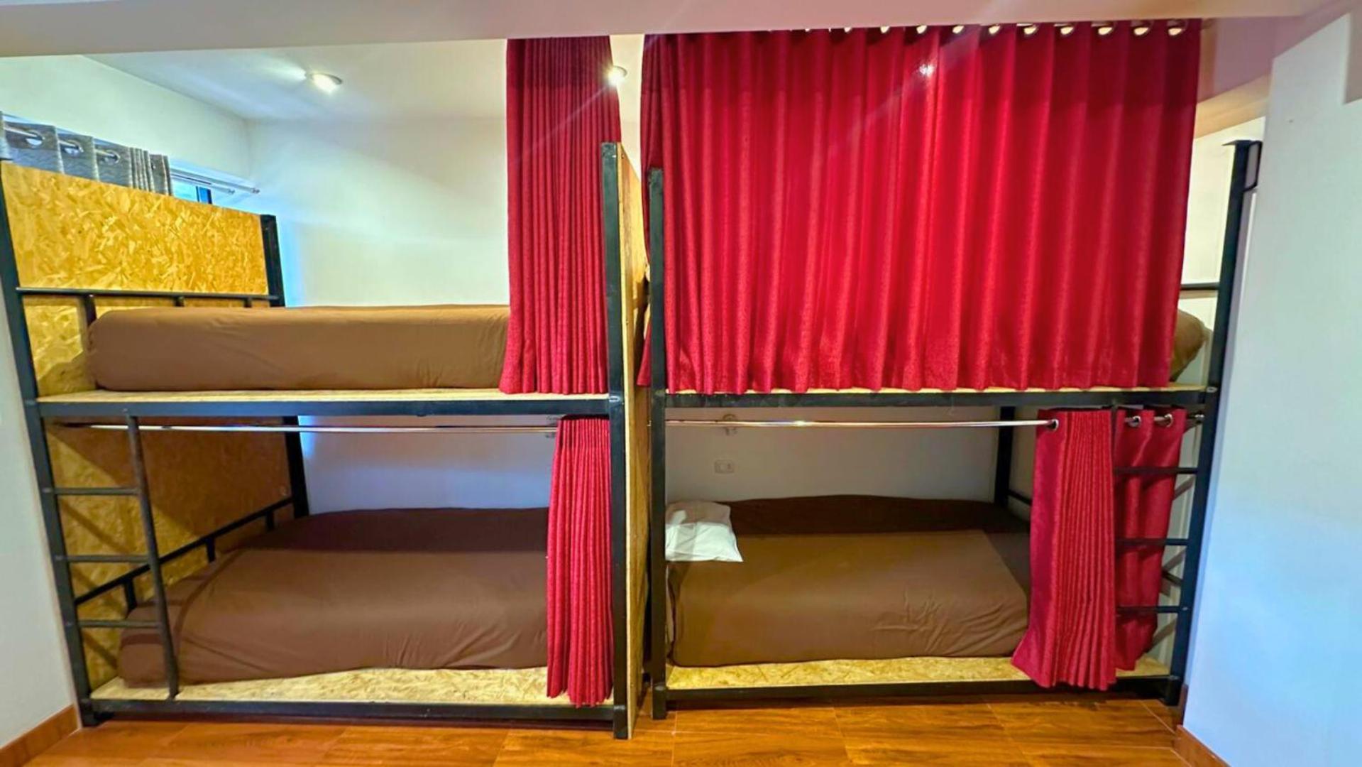 4-Bed Mixed Dormitory Room photo 2