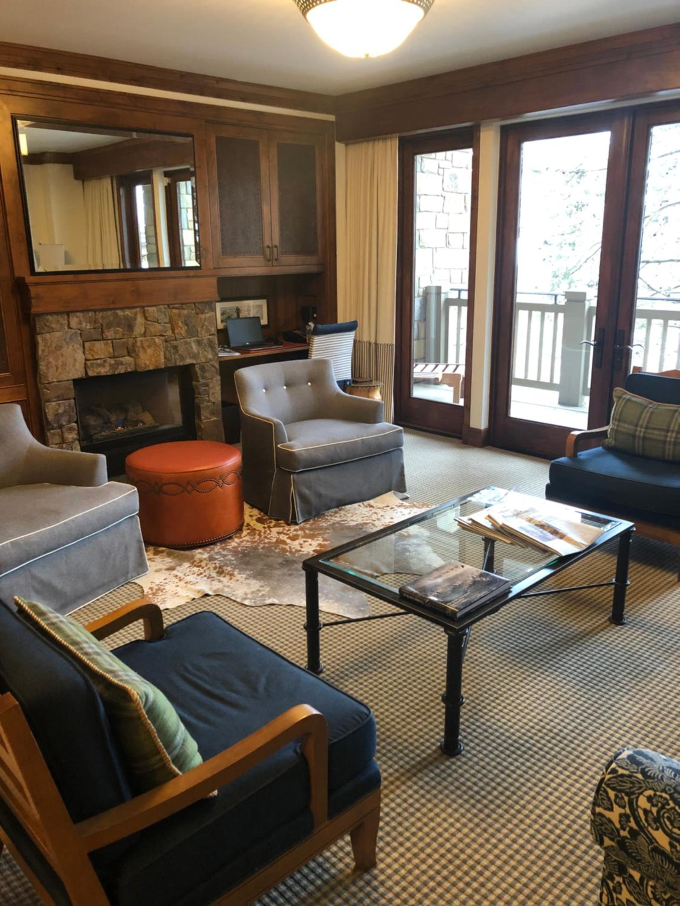 Two-Bedroom Deluxe Apartment With Balcony