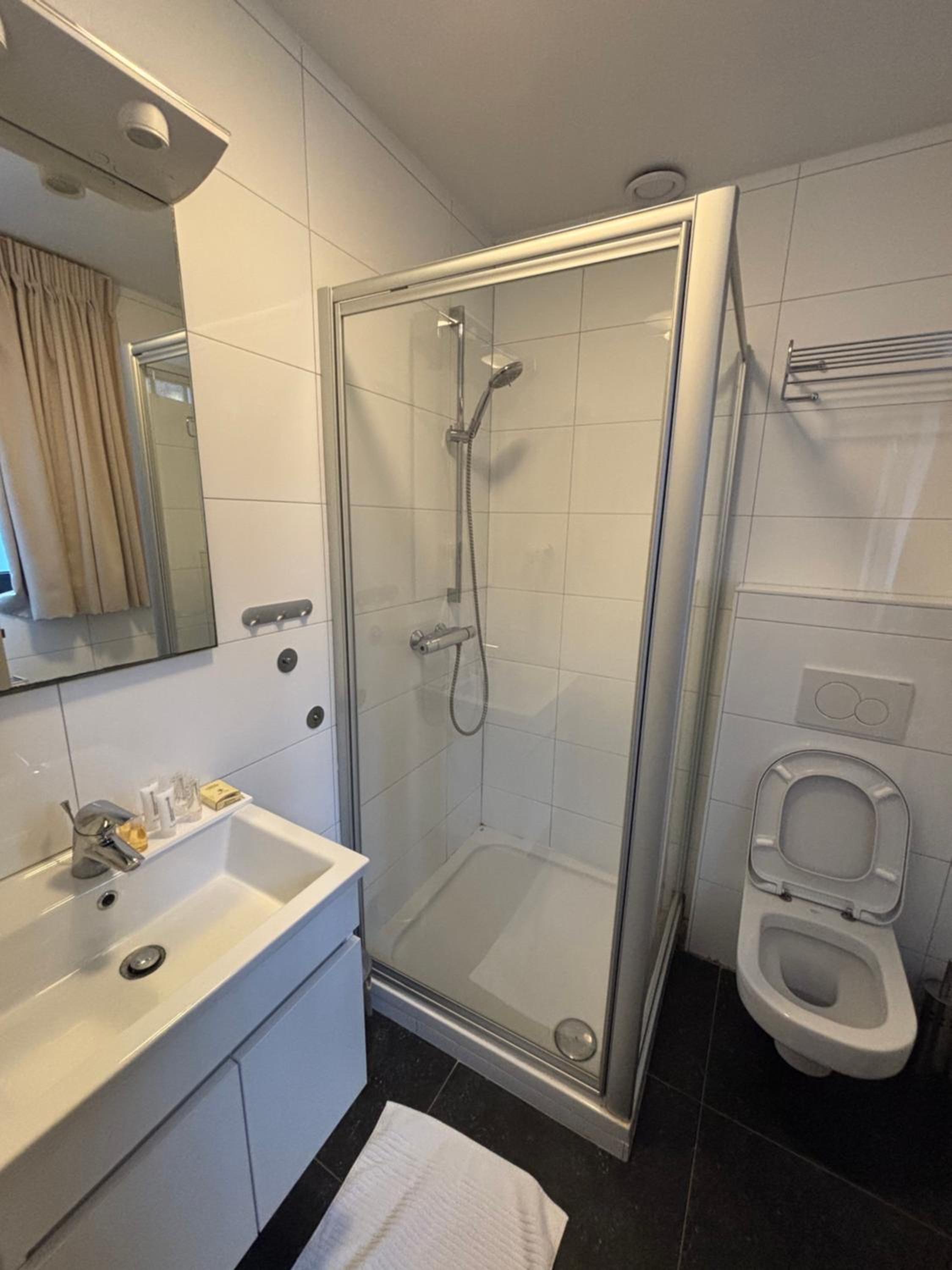 Standard Double Room photo 2