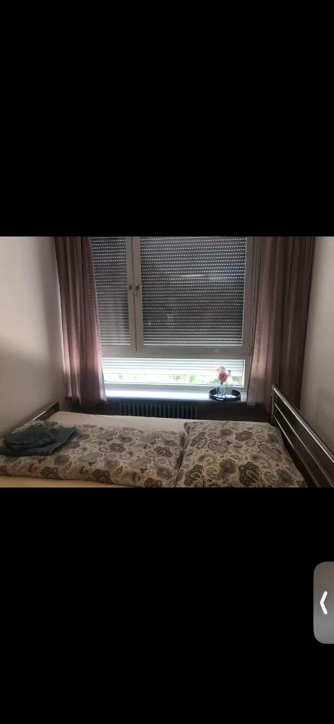 Double Room with Shared Bathroom photo 2