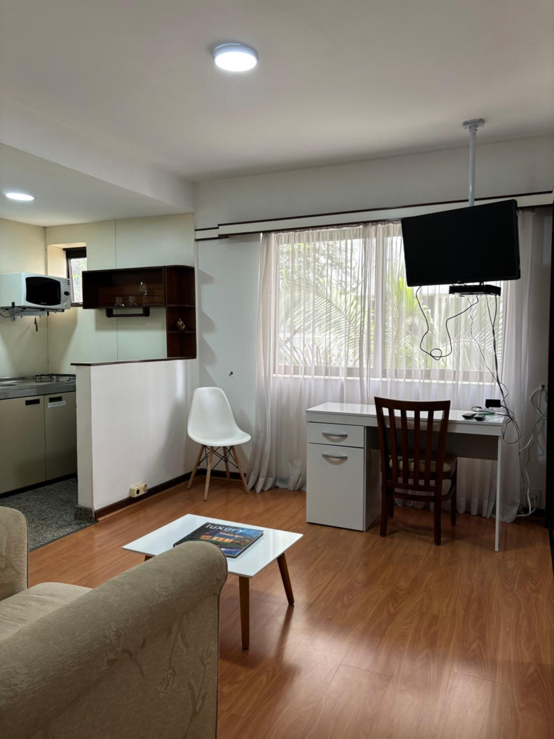 One-Bedroom Deluxe Apartment