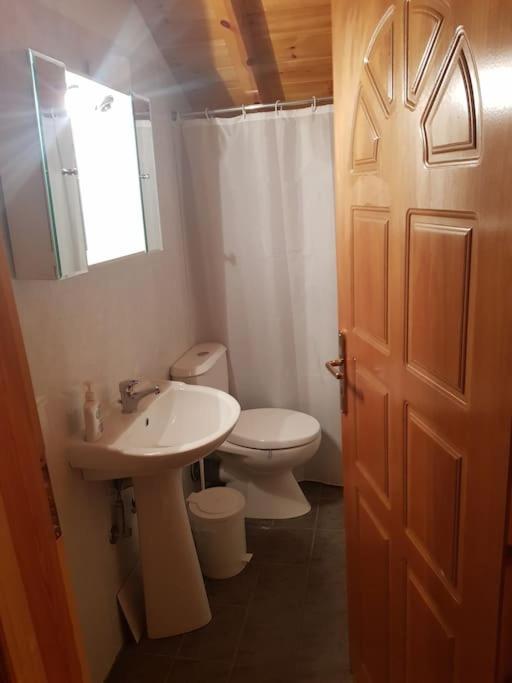Three-Bedroom House photo 3