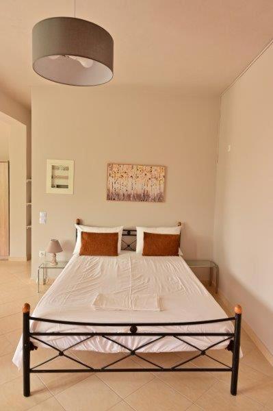 Two-Bedroom Apartment - Photo 59