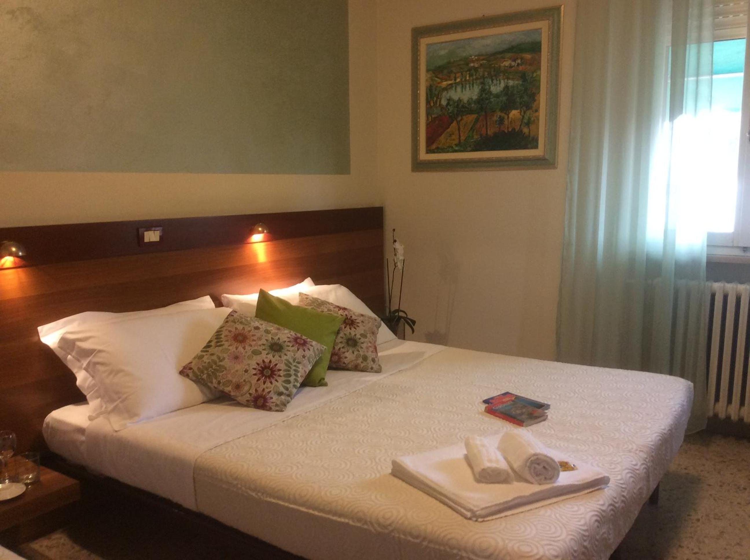 Double Room with Lake View photo 1
