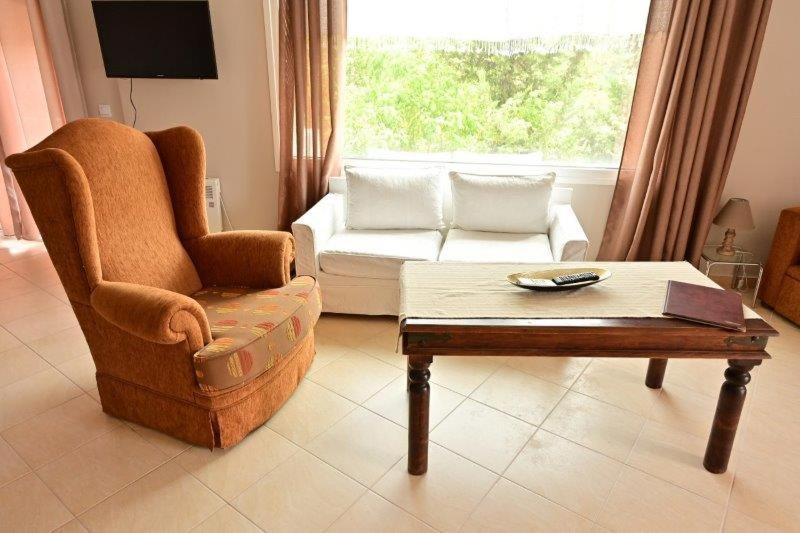 Two-Bedroom Apartment - Photo 6