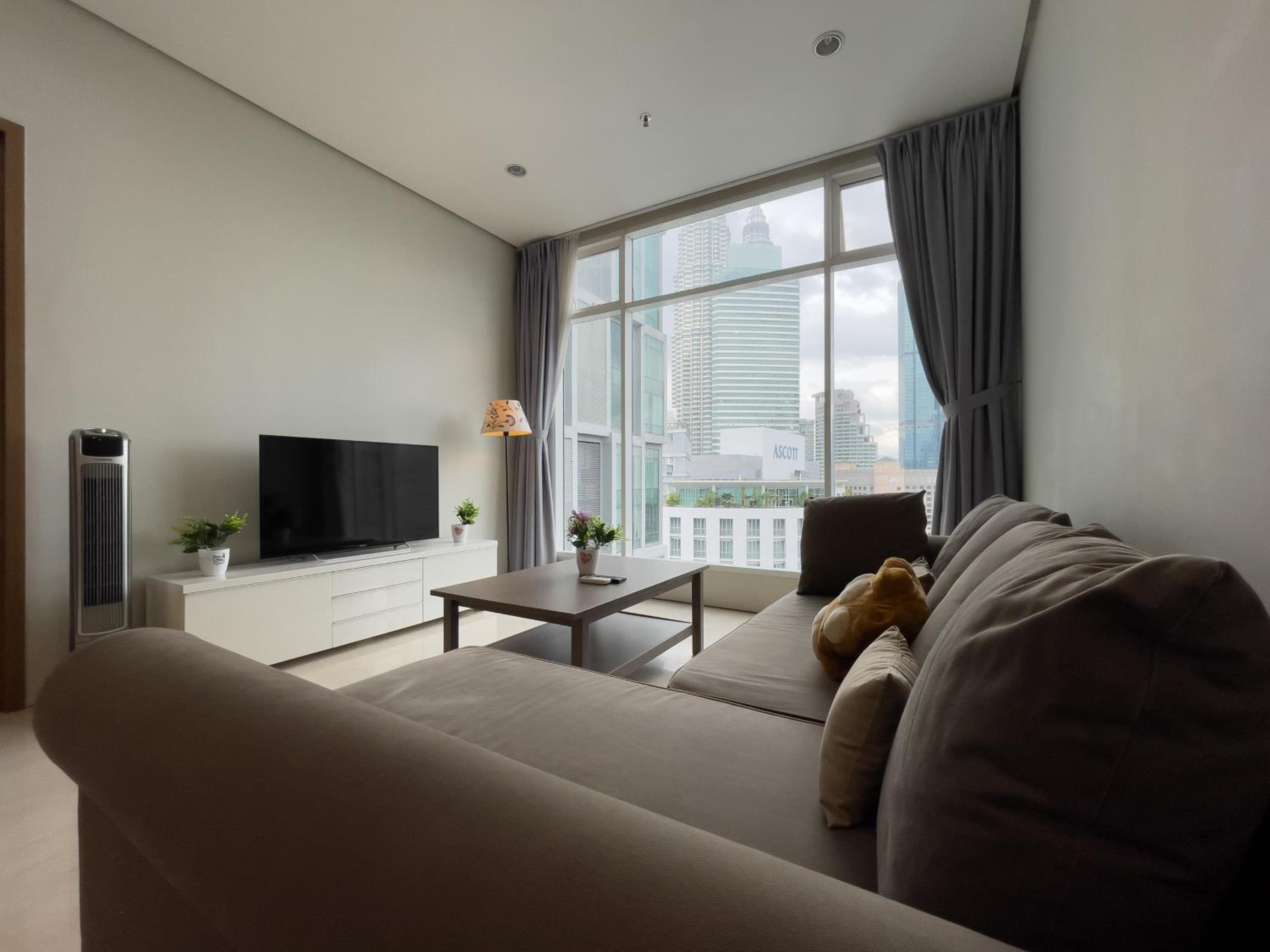 Superior Apartment with City View