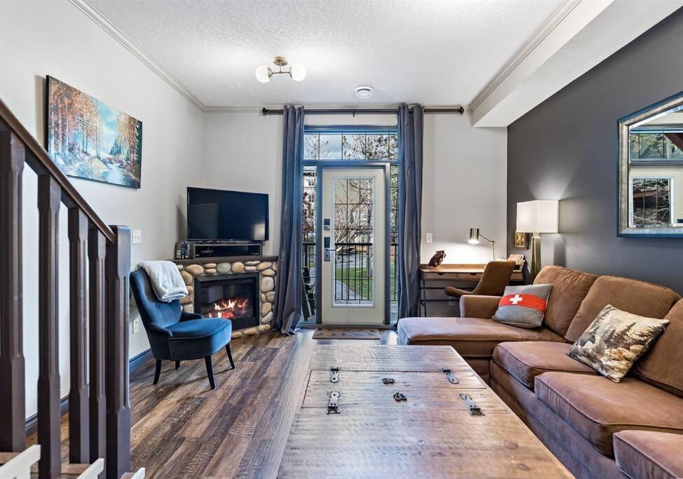 Two-Bedroom Townhouse photo 1