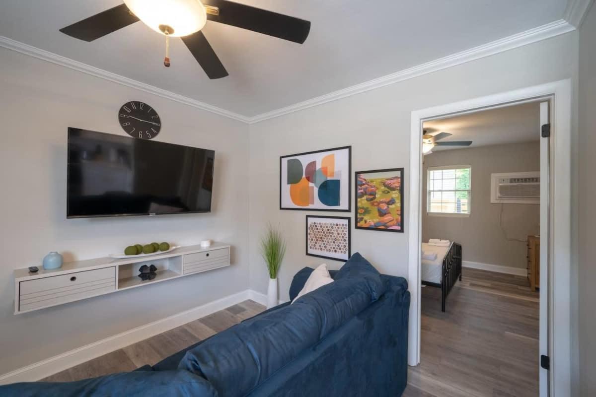 Apartment photo 1