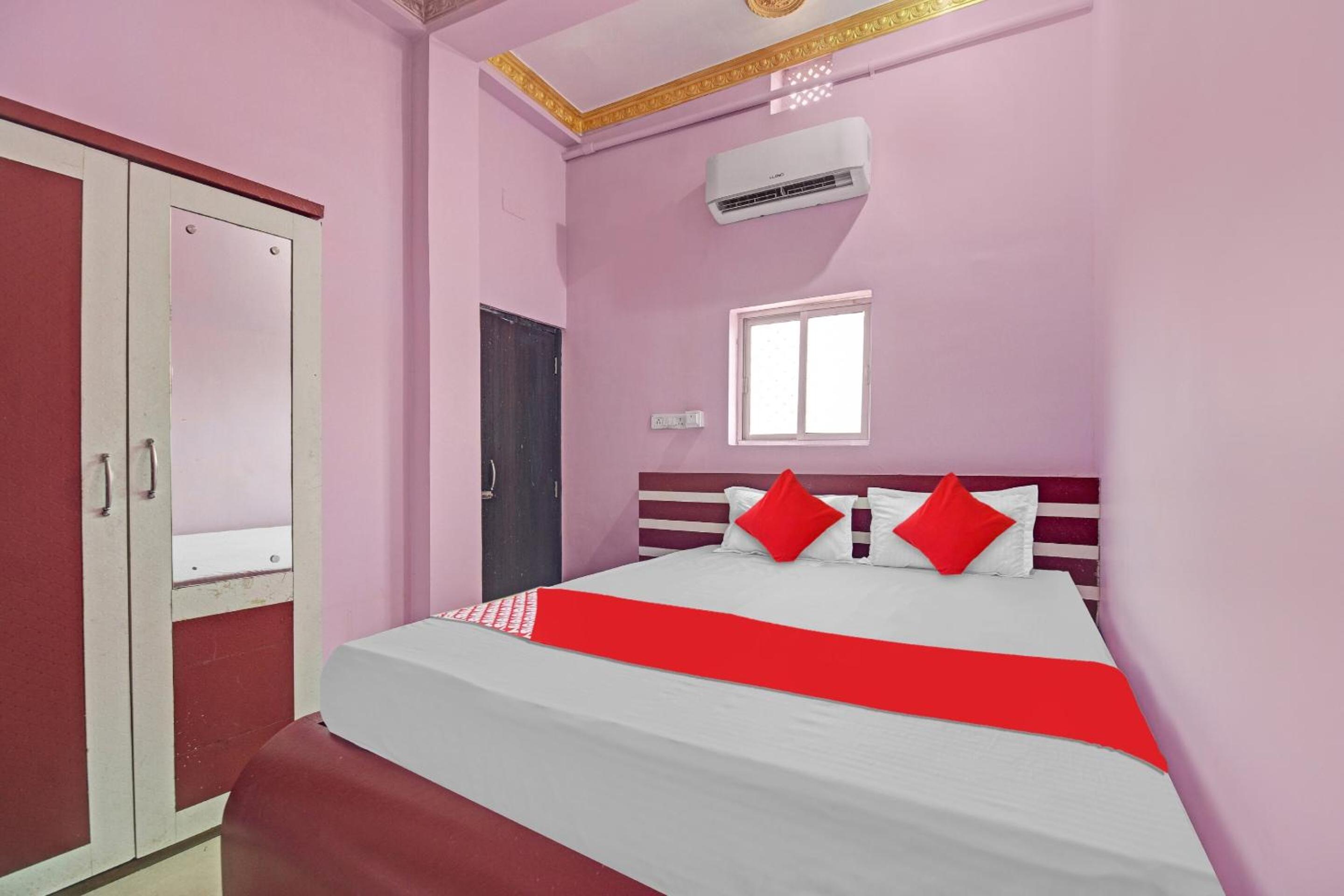 Classic Triple Room