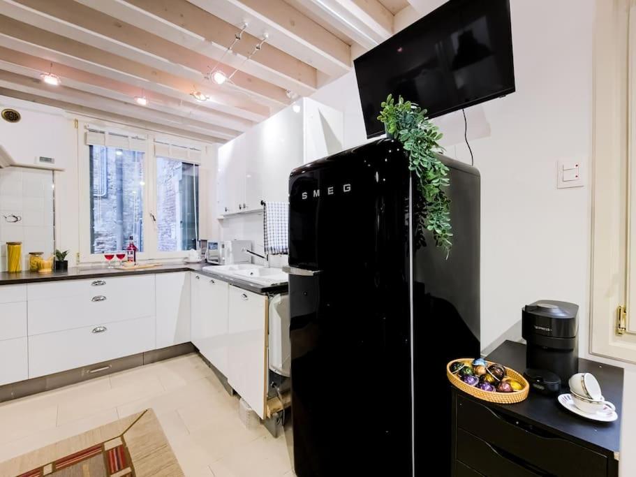 One-Bedroom Standard Apartment photo 3