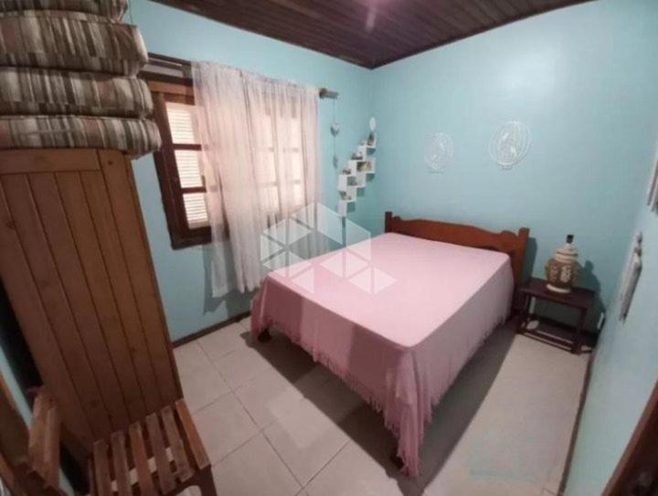 Three-Bedroom Home photo 3