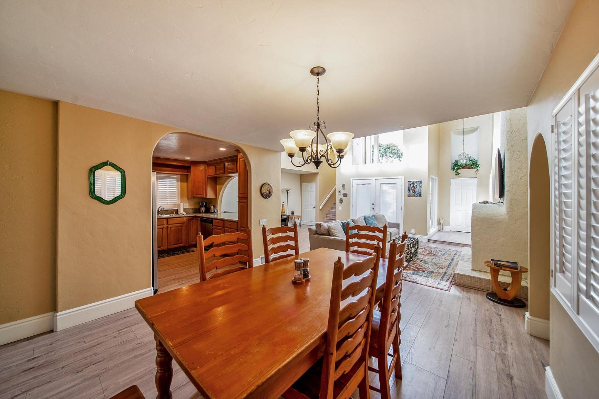 Four-Bedroom House photo 2