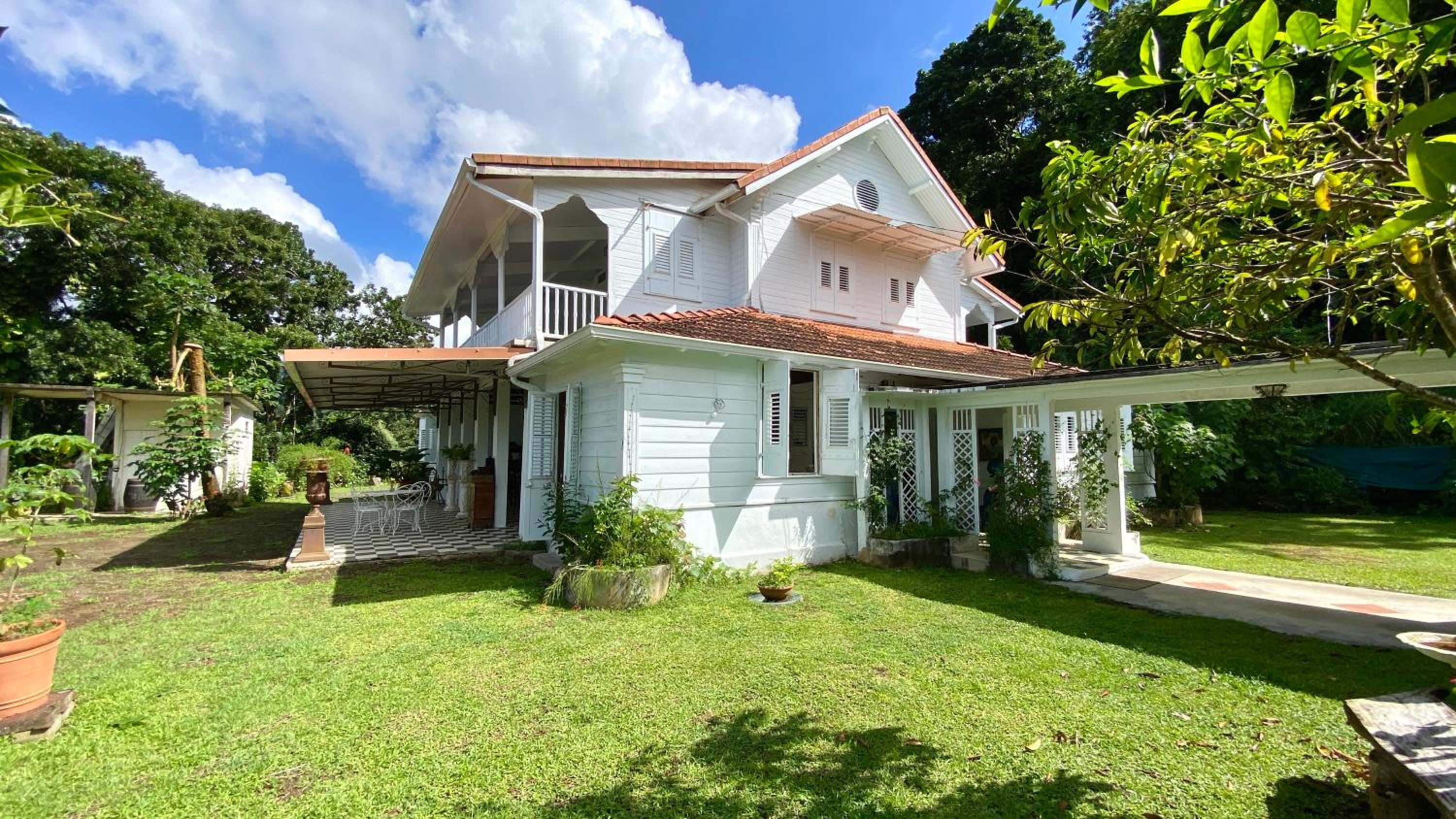 Villa photo 3