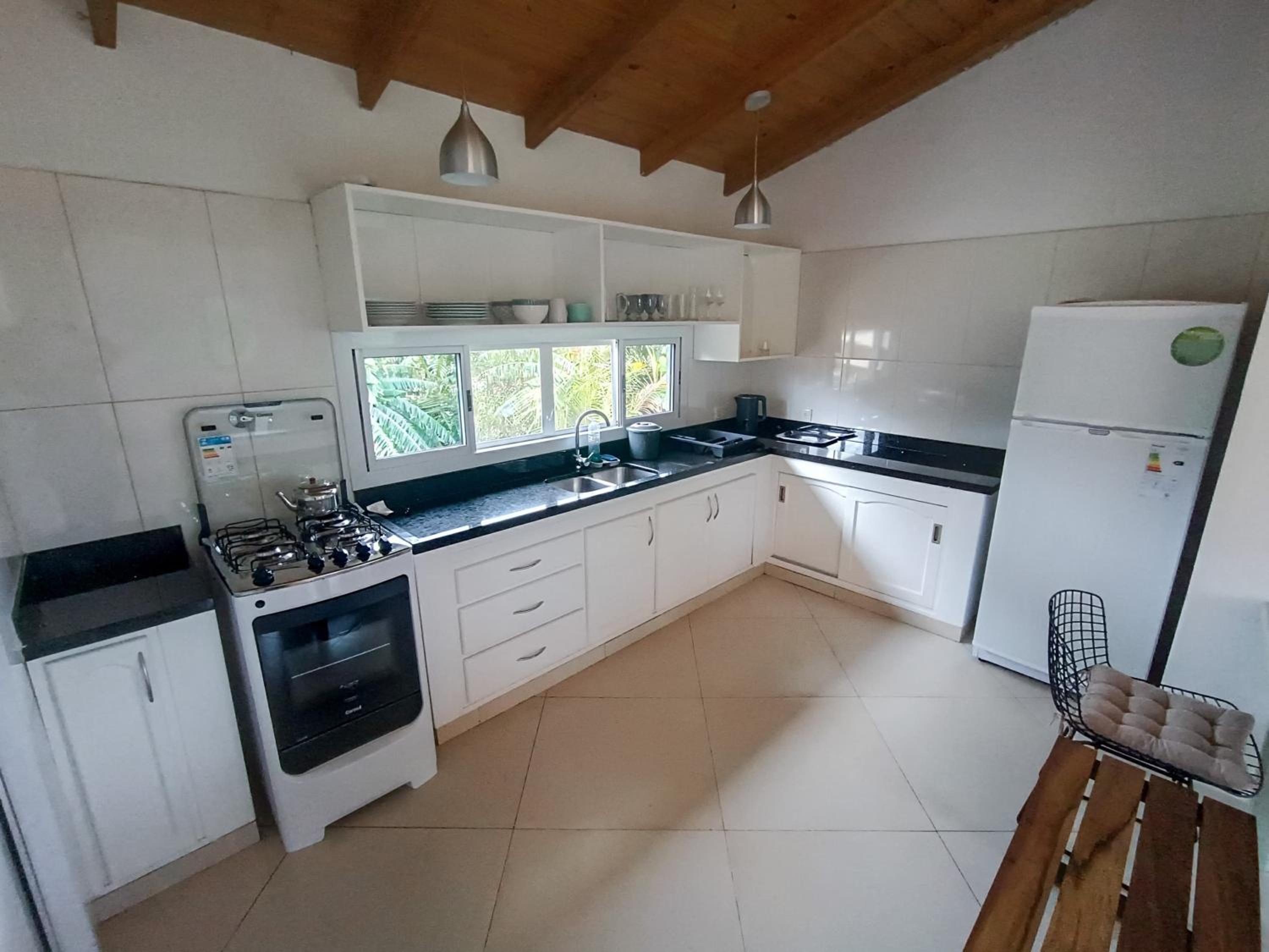 Two-Bedroom Apartment with Balcony photo 2