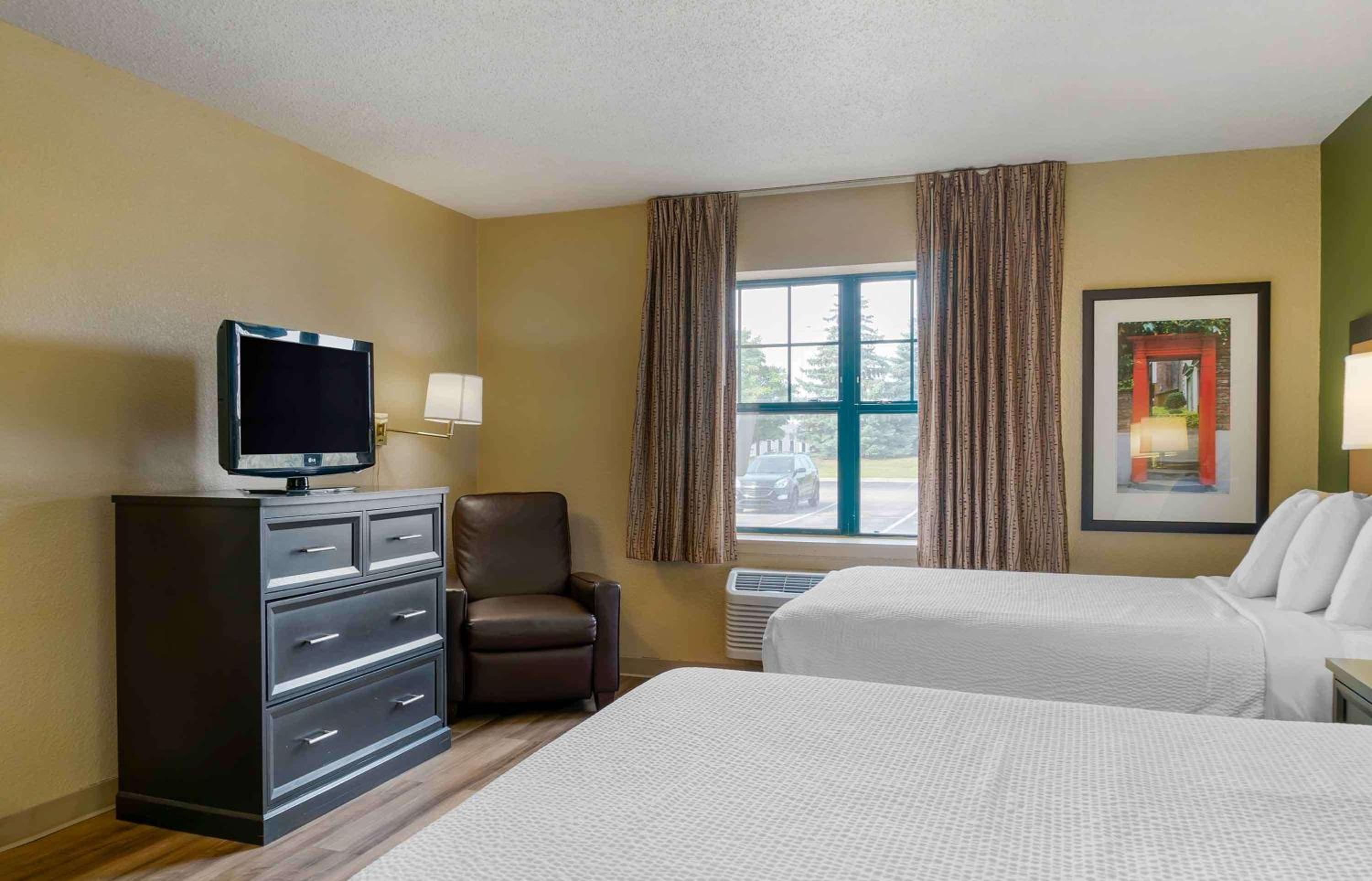 Studio with 2 Double Beds - Non-Smoking photo 1