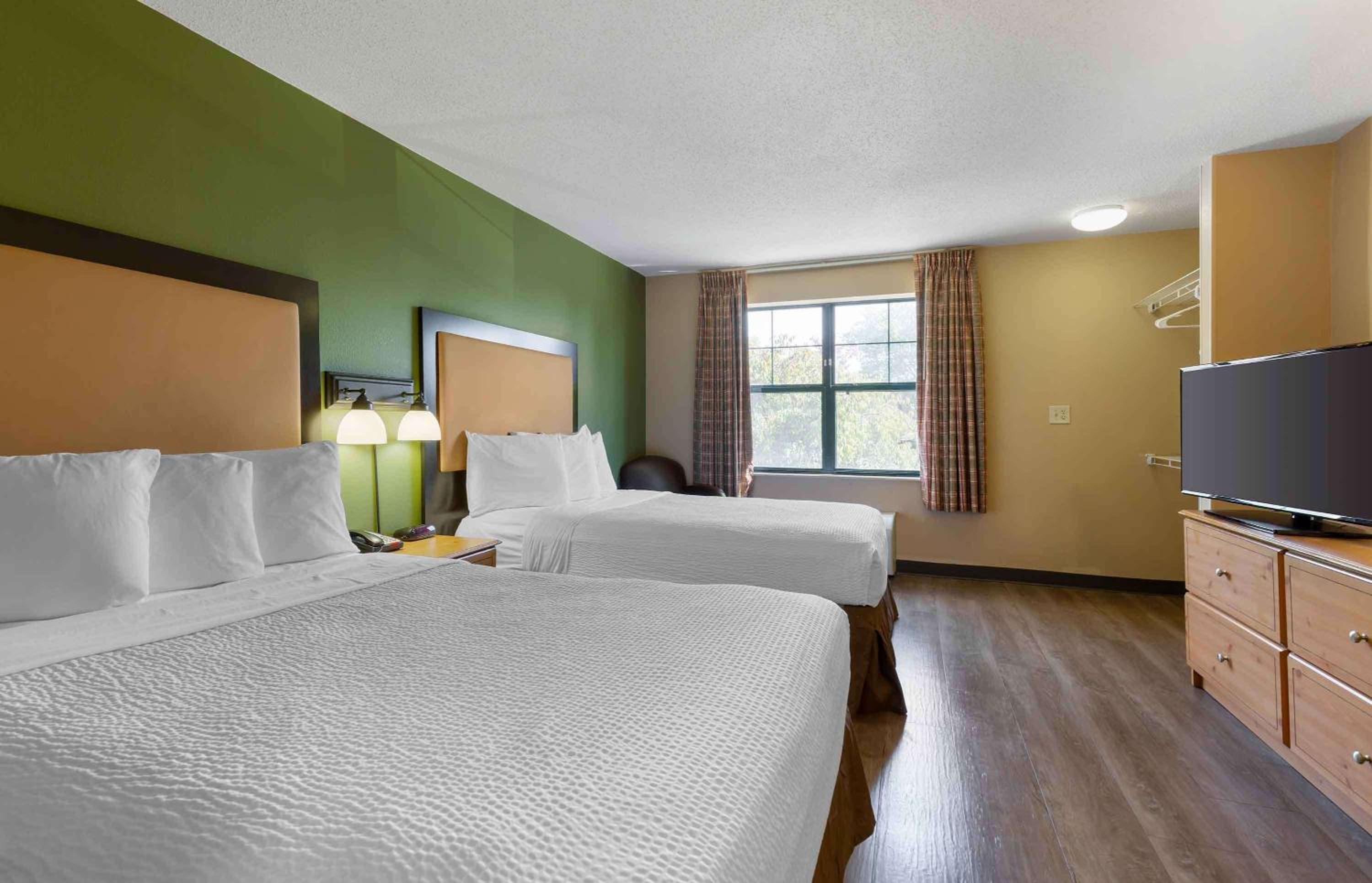 Studio with 2 Double Beds - Non-Smoking - Photo 1