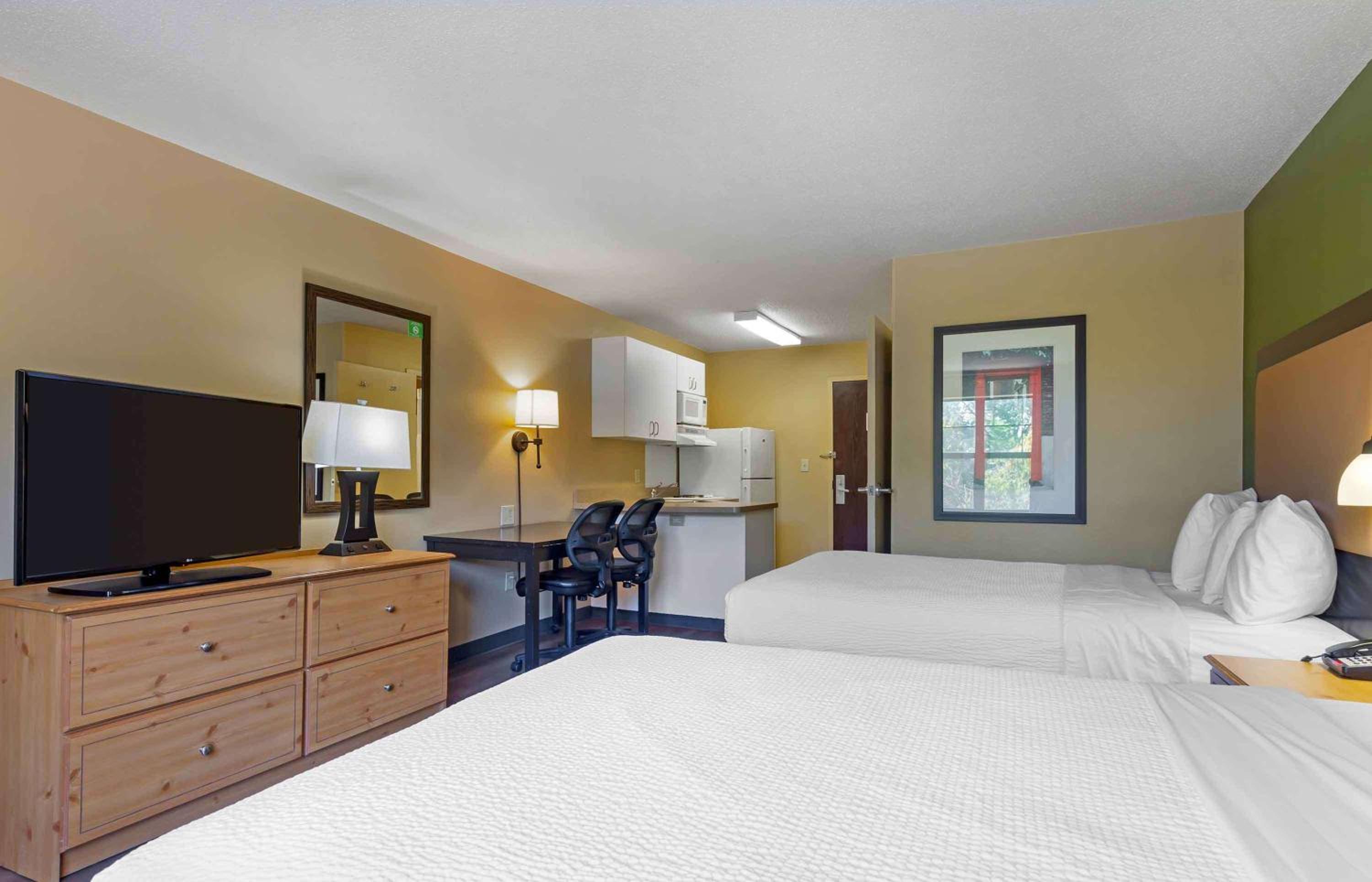 Studio with 2 Double Beds - Non-Smoking - Photo 8