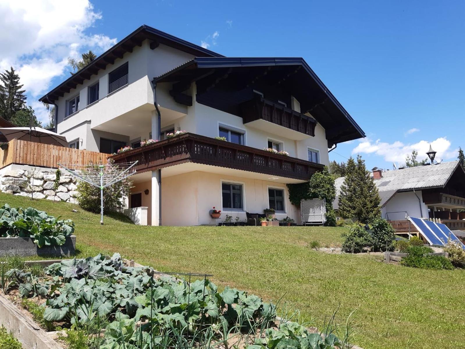 Two-Bedroom Apartment with Balcony photo 3