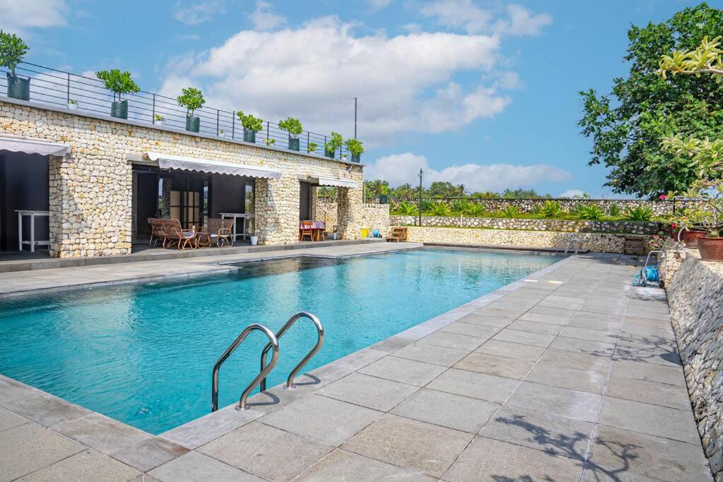 Villa photo 3