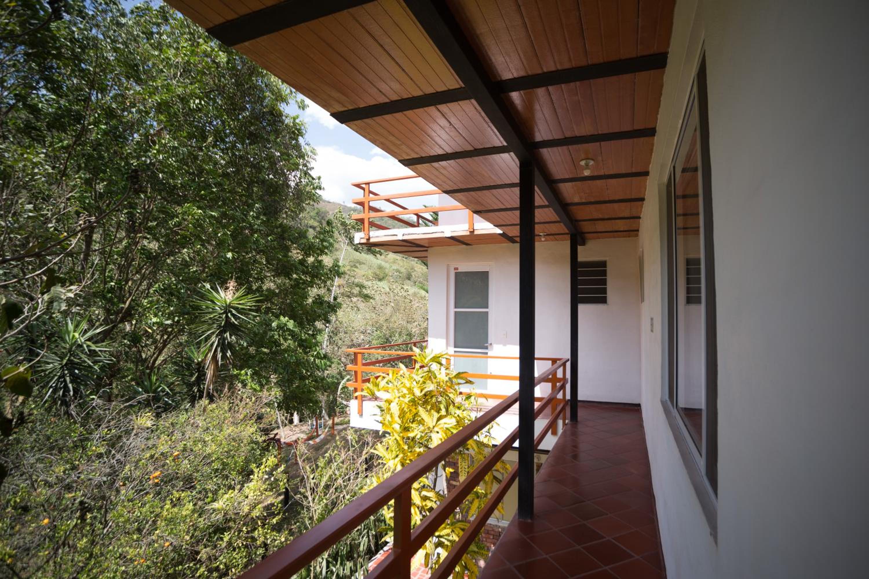 Family Room with Mountain View photo 2