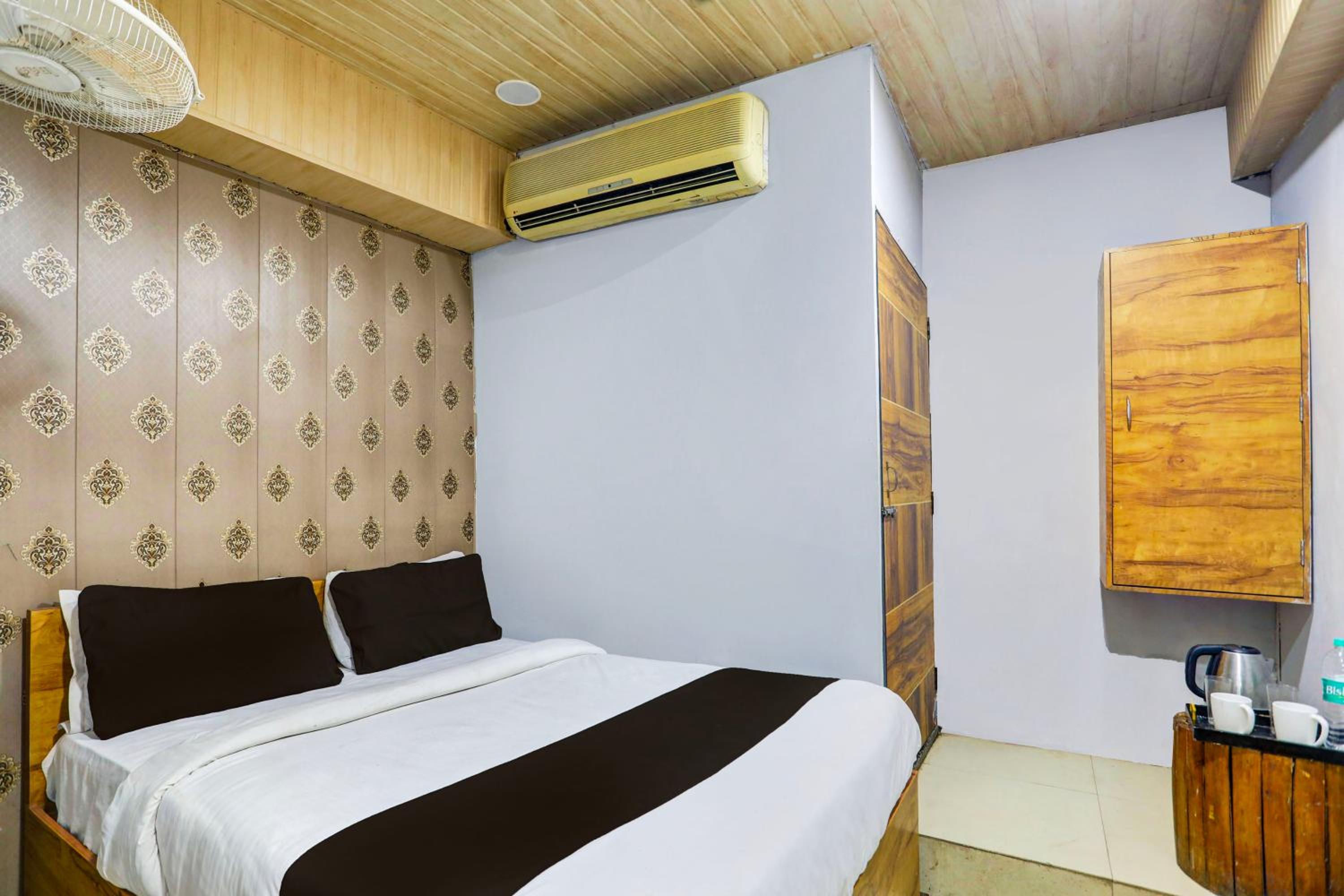 Classic Triple Room