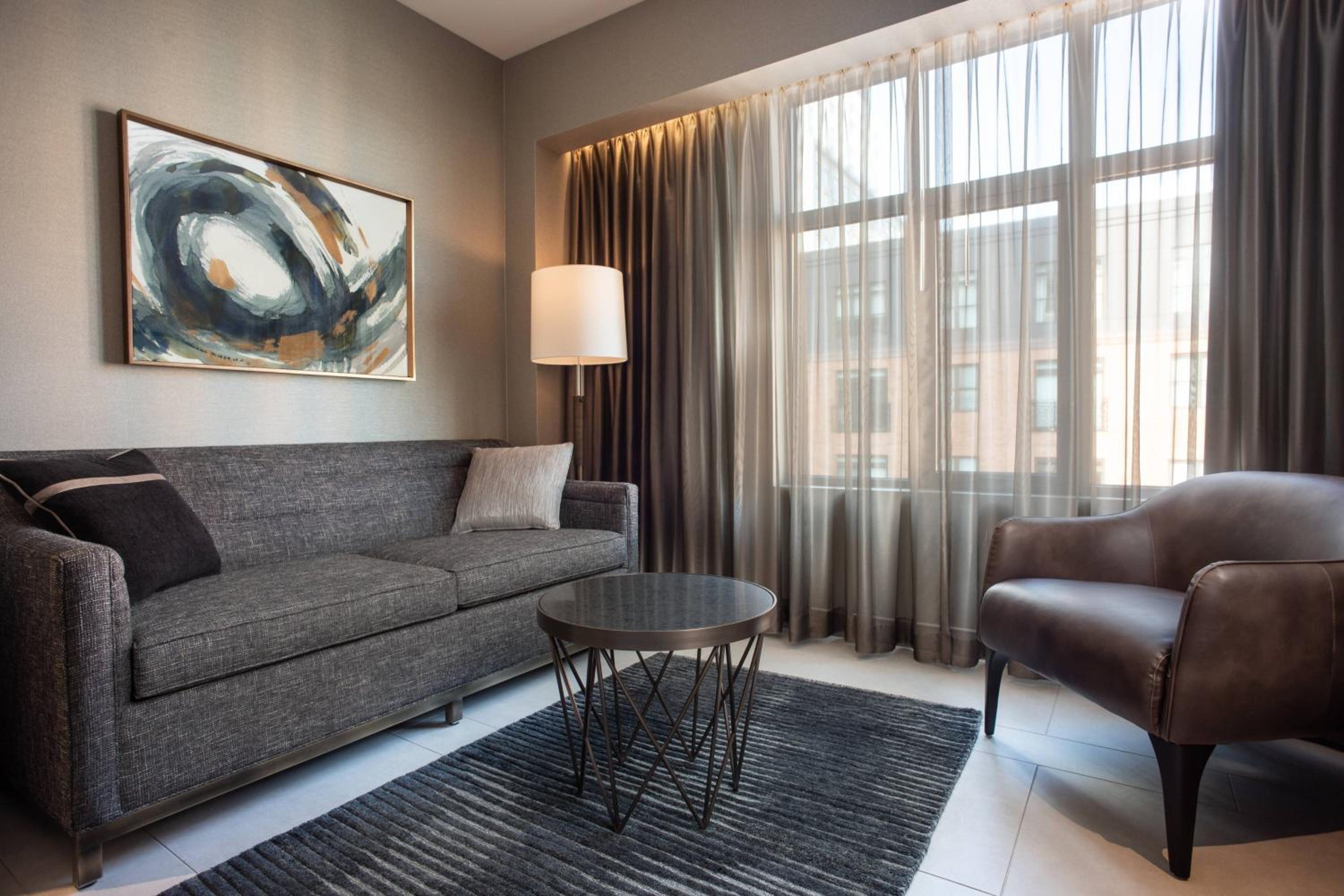 King Room with Sofa Bed - Mobility and Hearing Accessible with Roll-in Shower photo 2