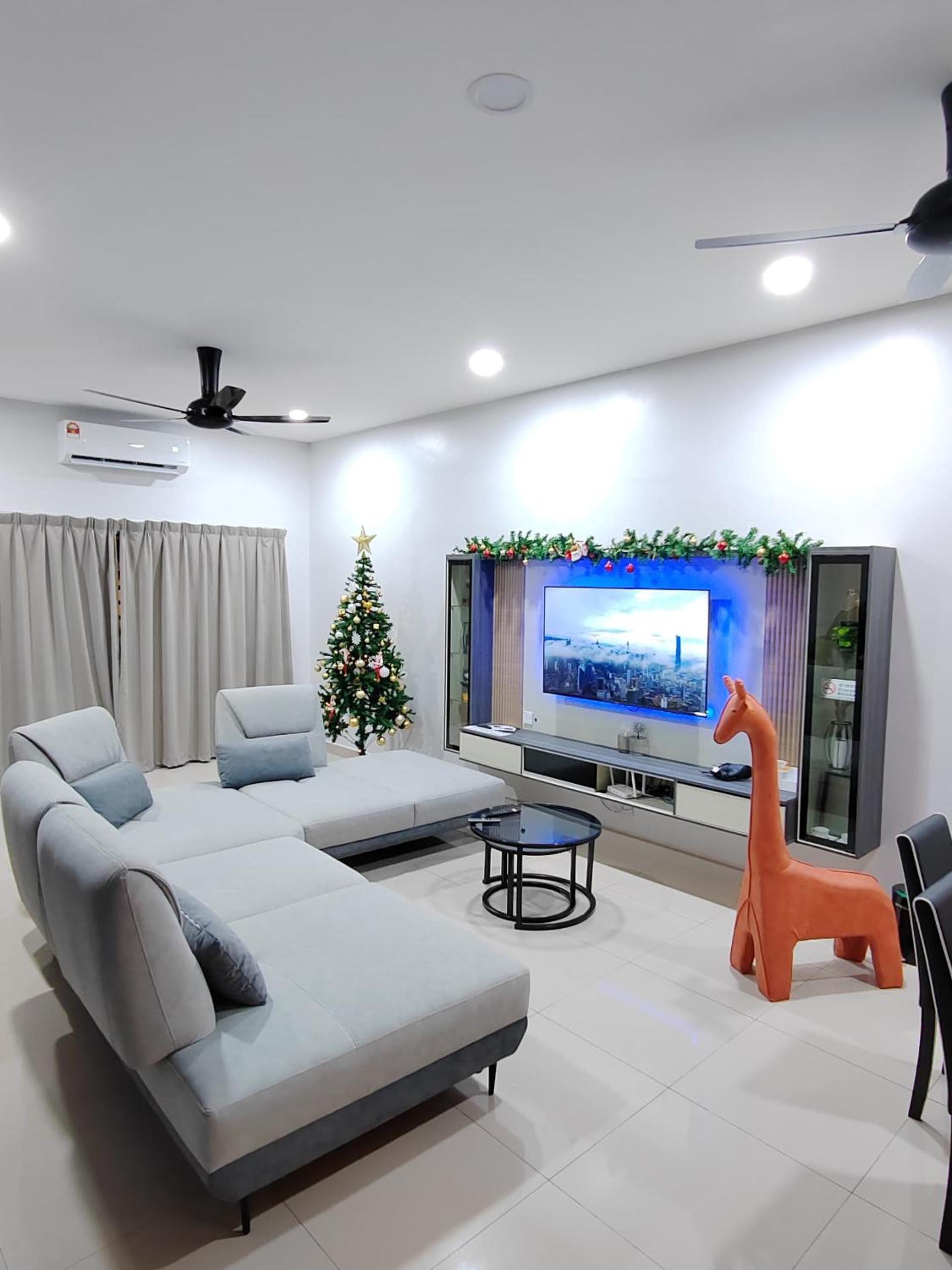 Four-Bedroom House photo 1