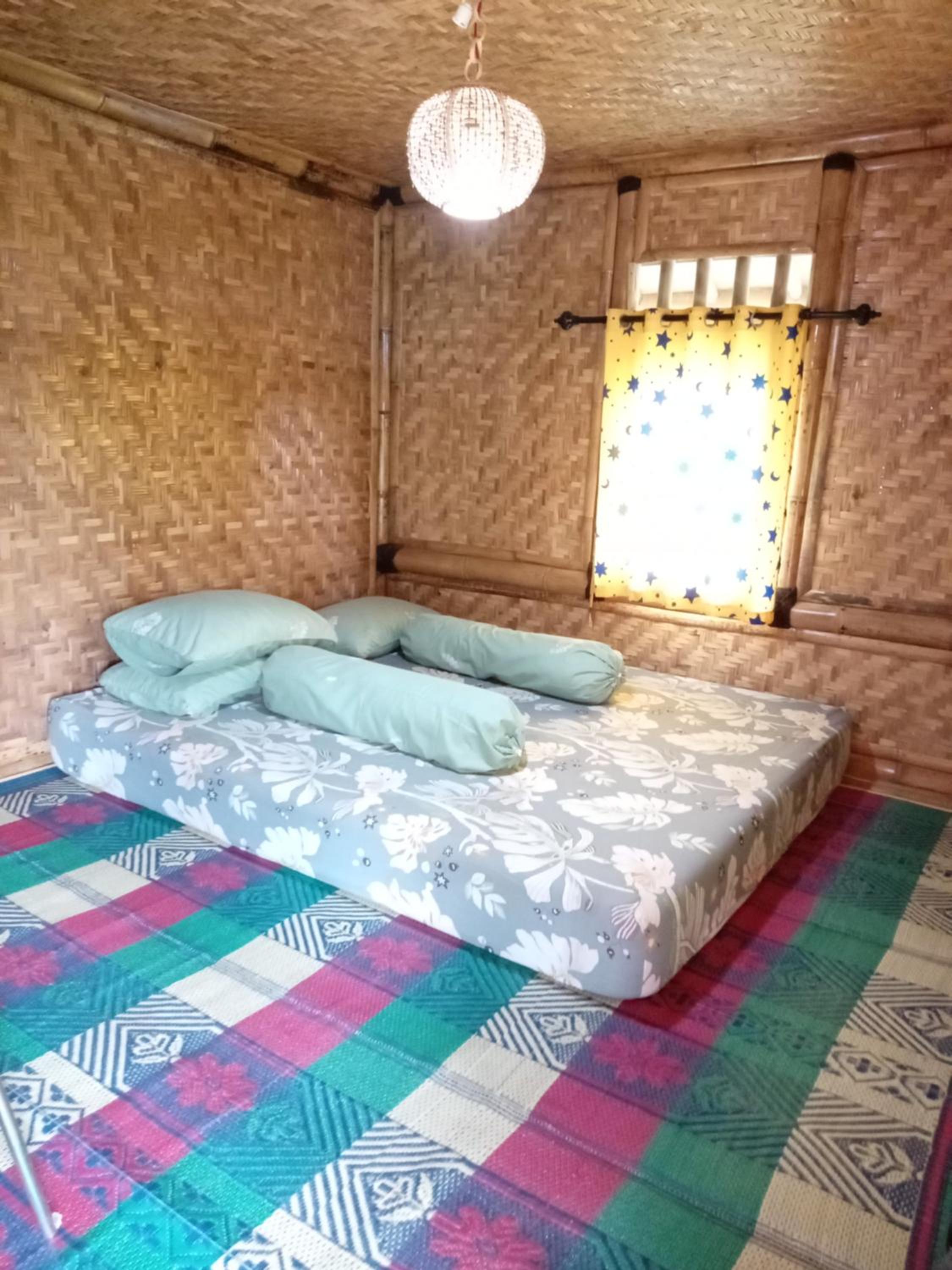 Double Or Twin Room With Shared Bathroom photo 3