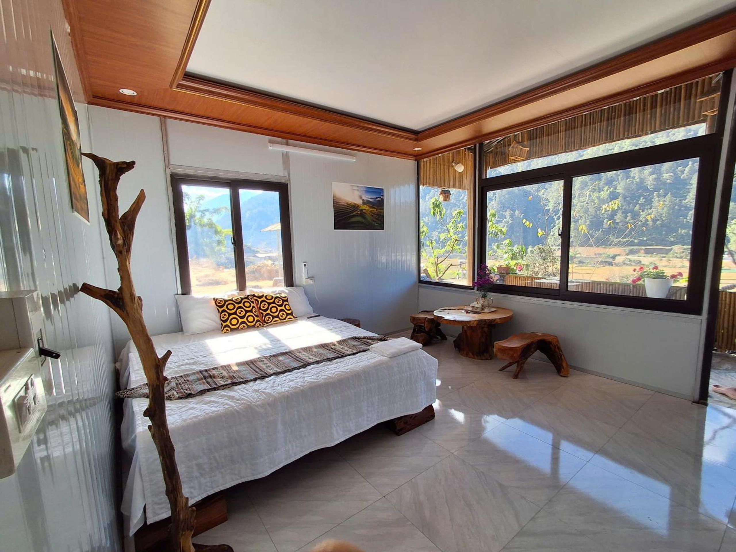 Superior Bungalow