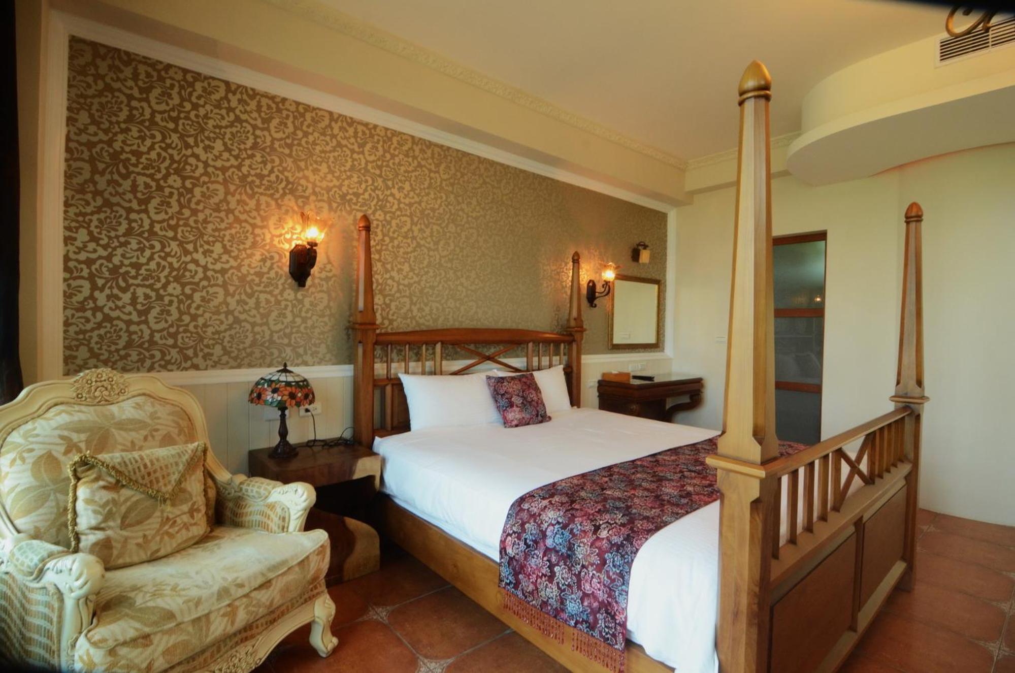 Deluxe Double Room With Balcony photo 3