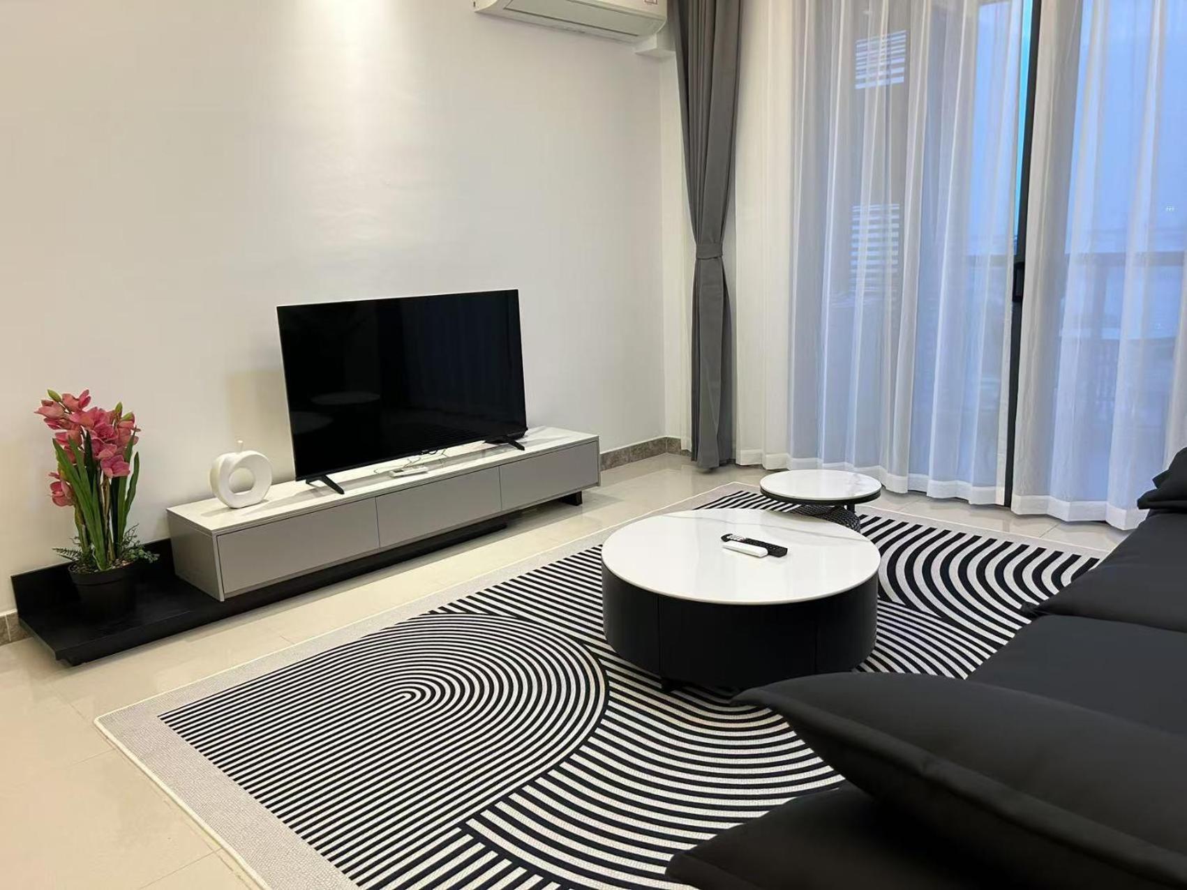 Apartment With Sea View photo 3
