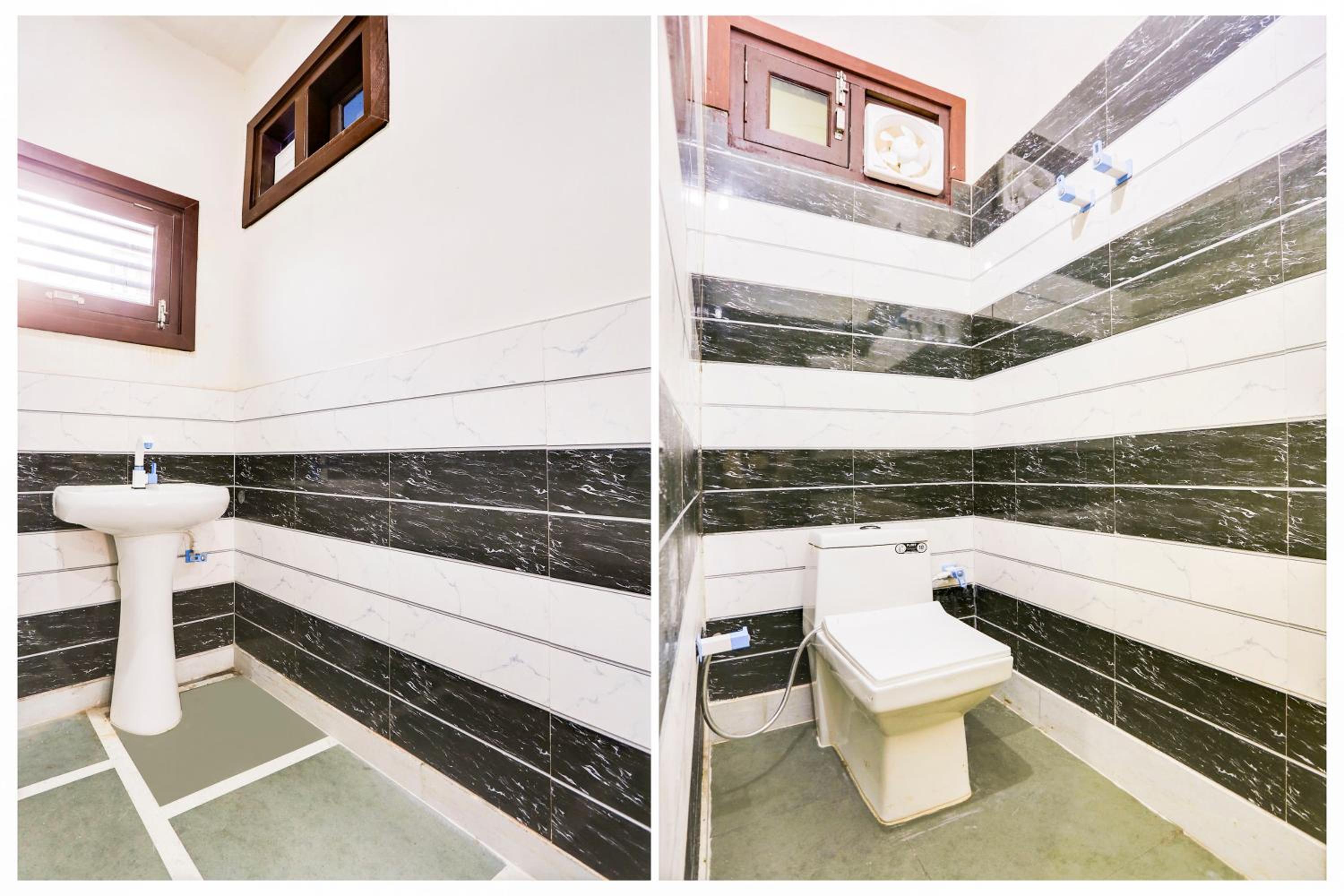 Classic Triple Room photo 2