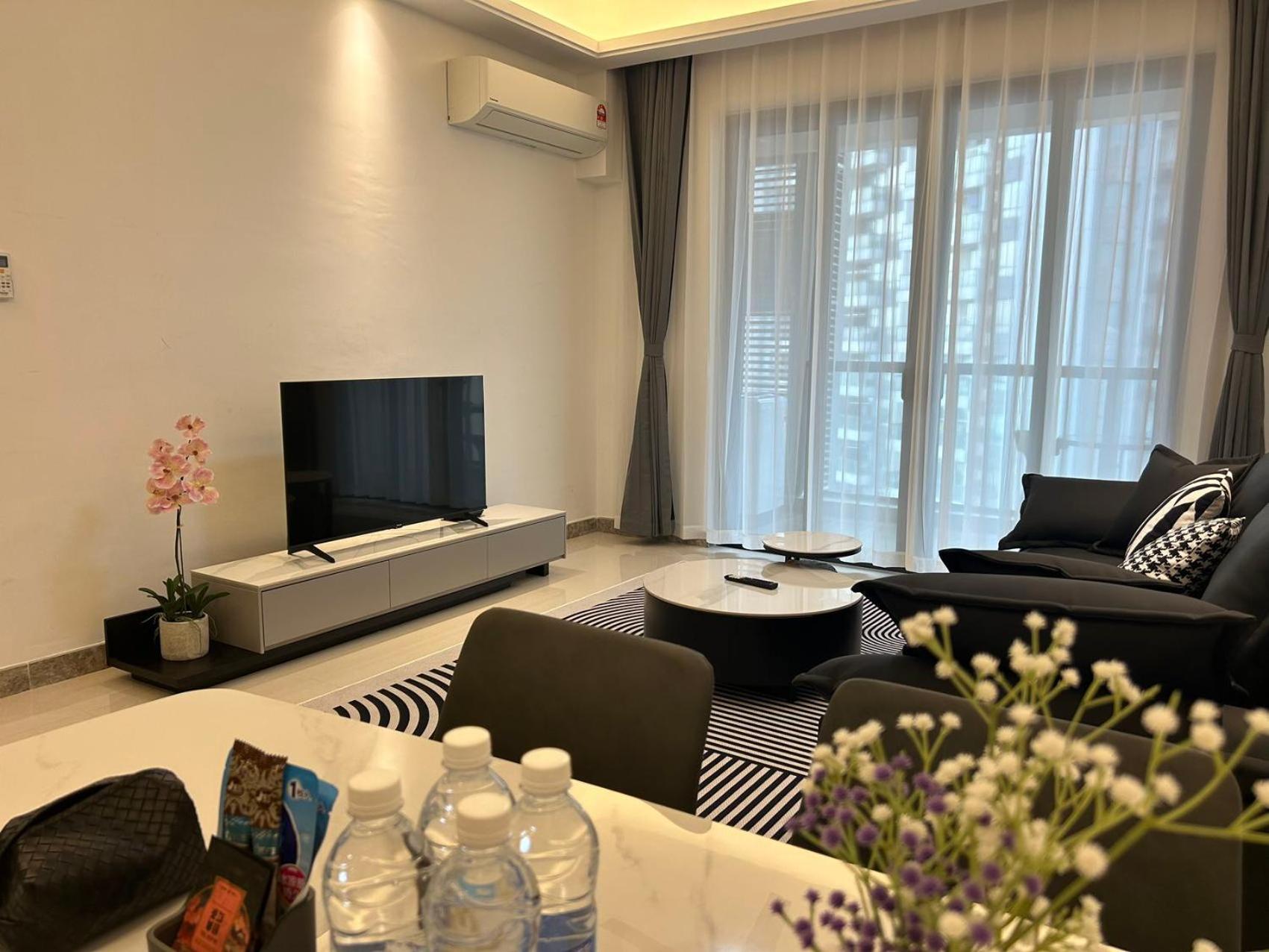 Apartment photo 1