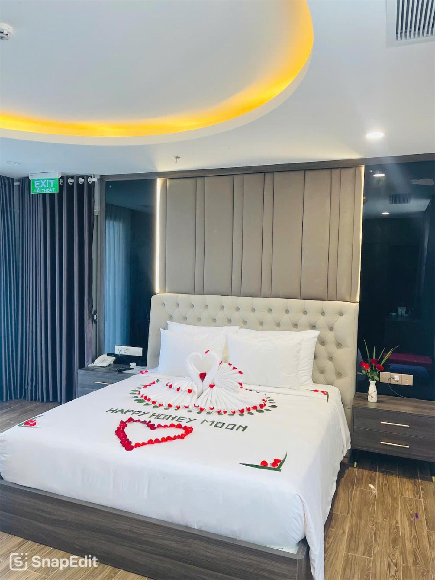 King Room with Balcony