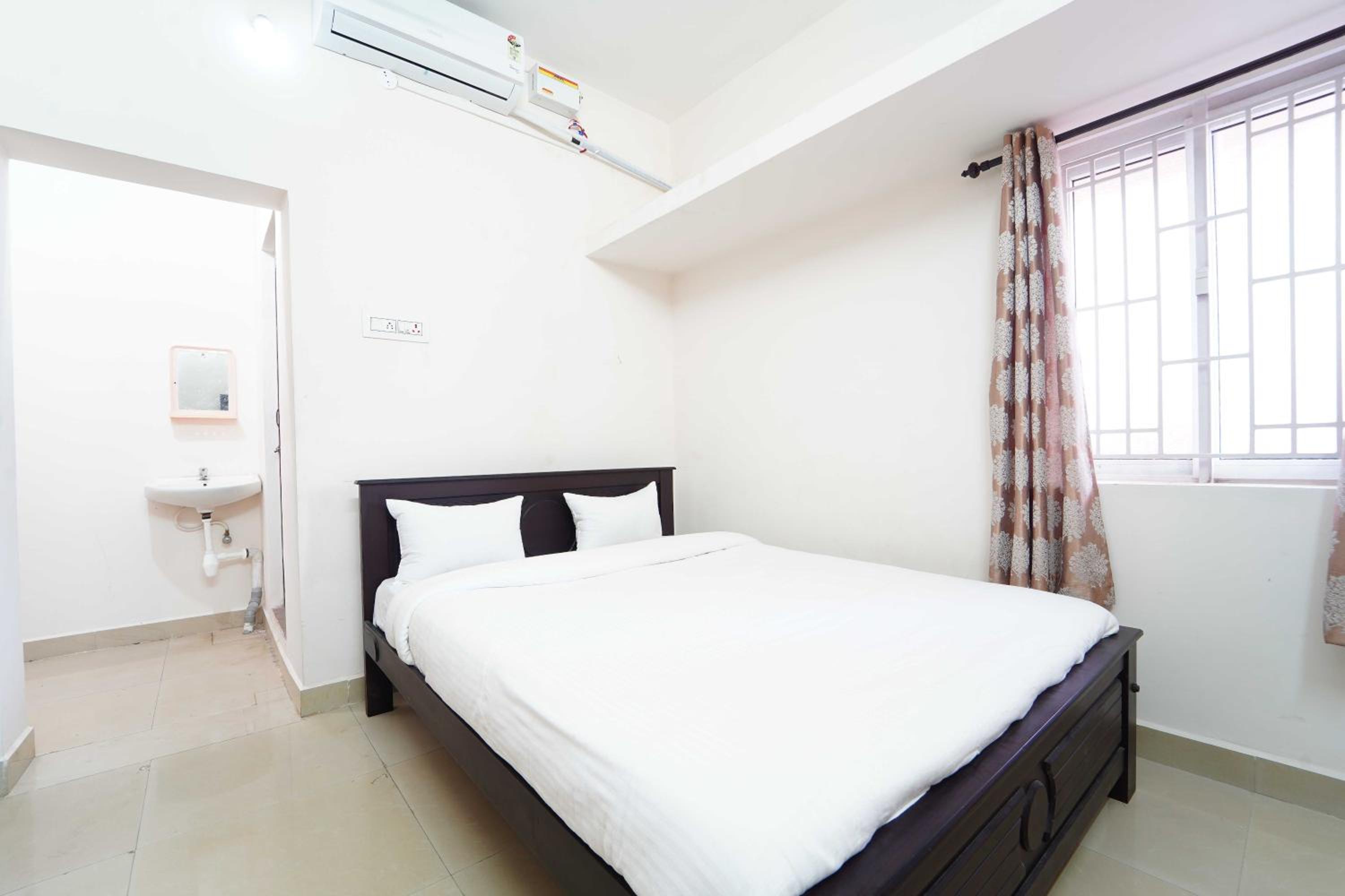 Standard Double Room photo 1