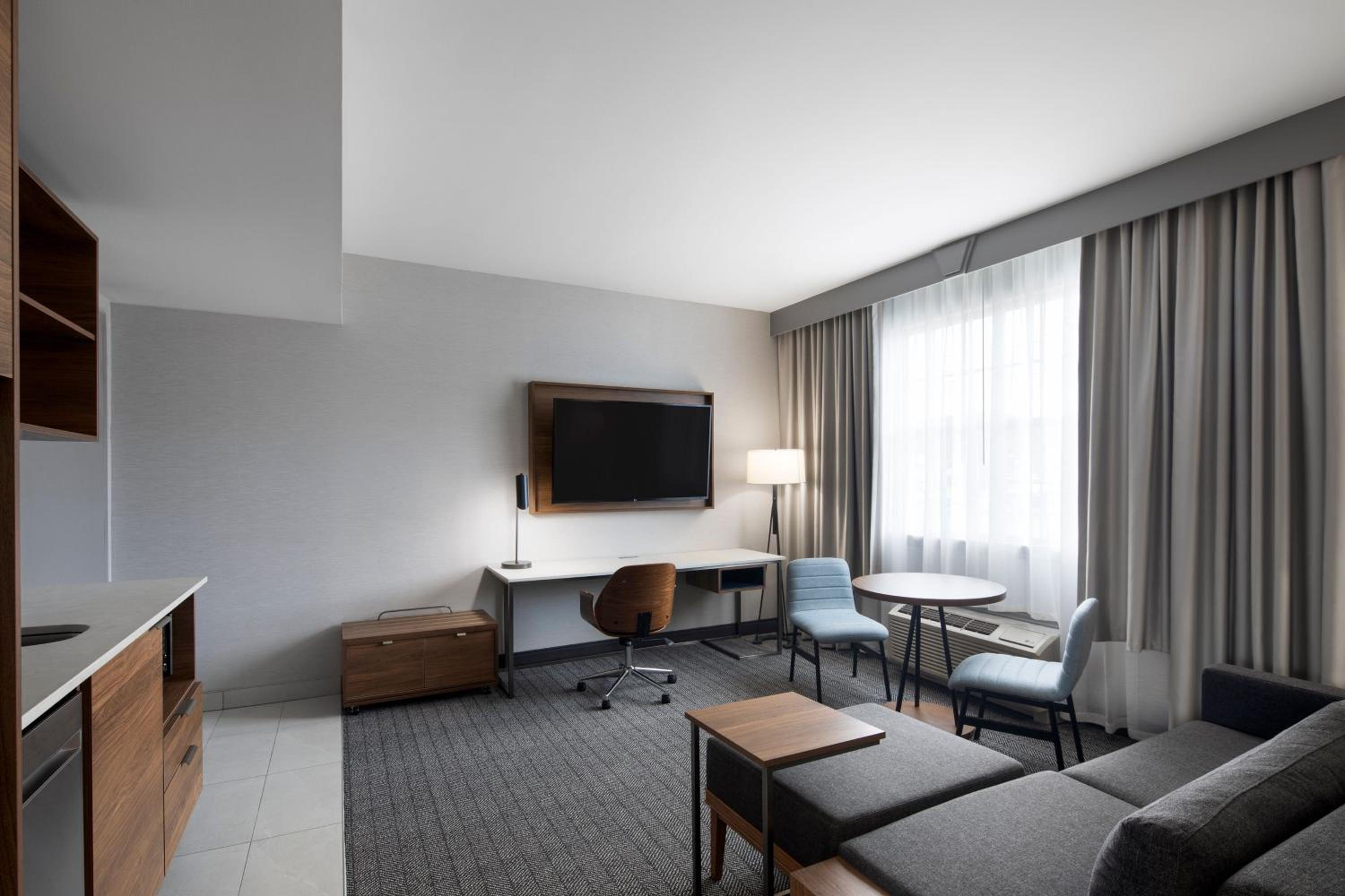 King Suite with Harbor View and Kitchenette