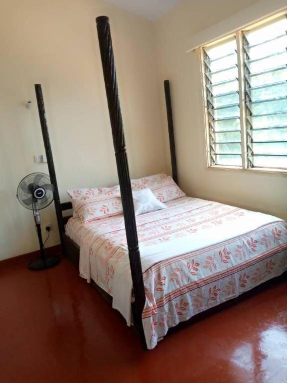 Three-Bedroom Apartment With View photo 2
