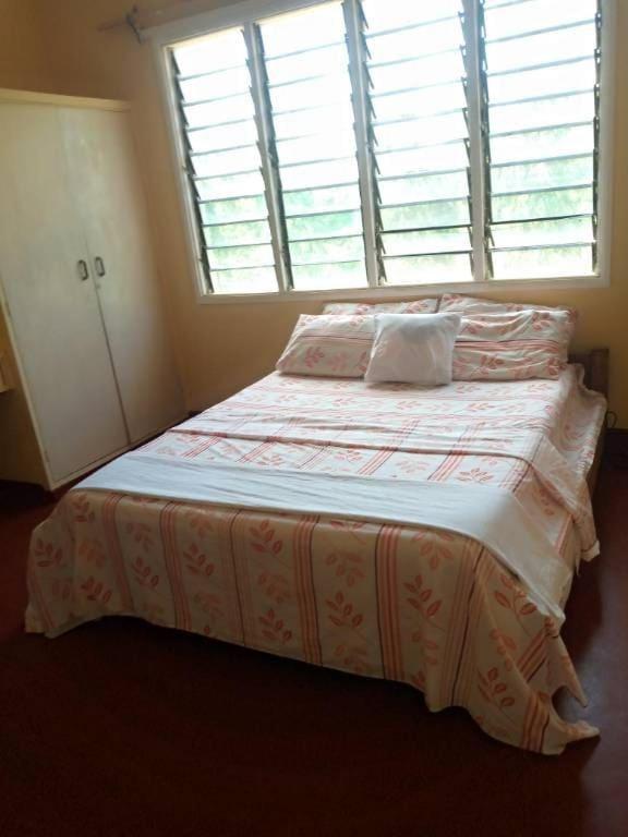 Three-Bedroom Apartment With View photo 3