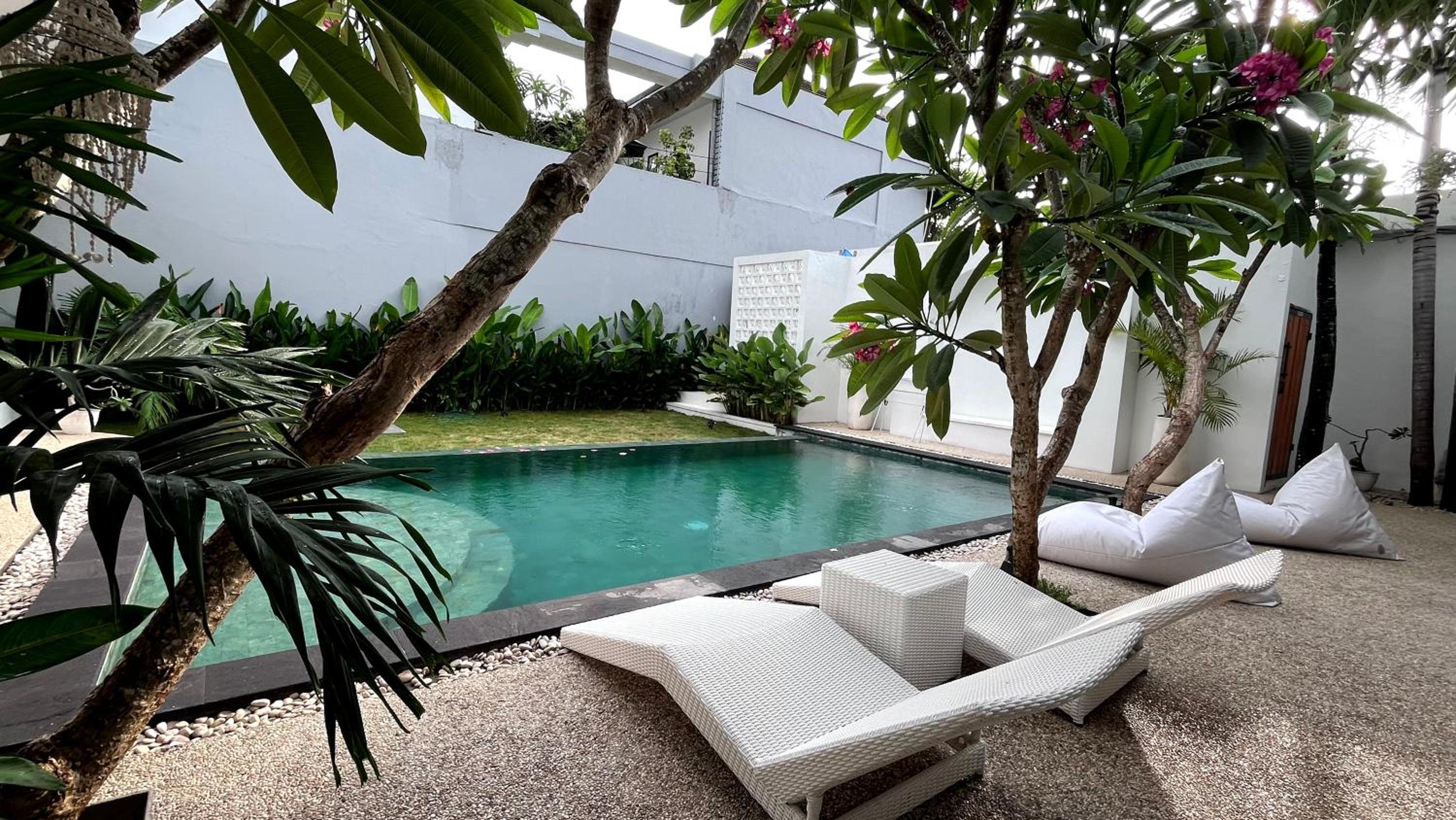 Villa photo 3