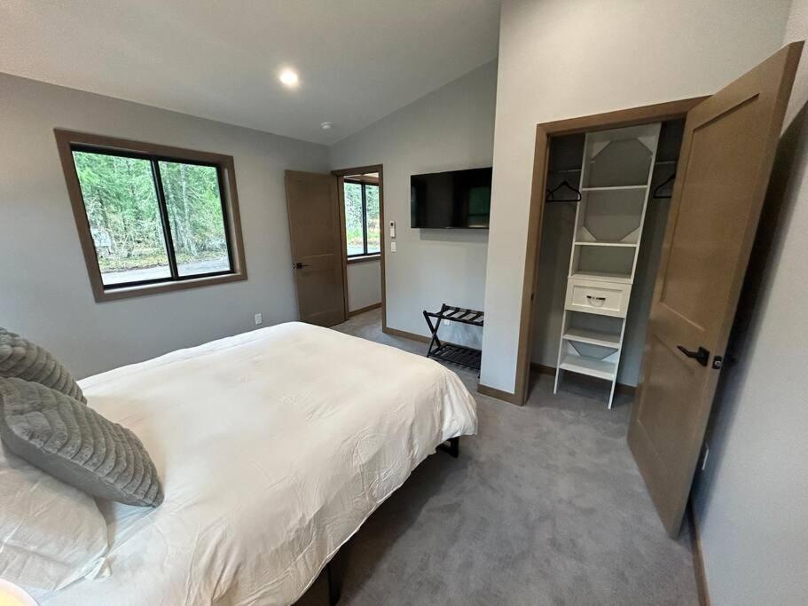 Two-Bedroom House photo 1