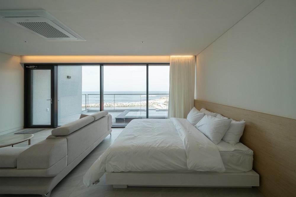 One-Bedroom Villa photo 2