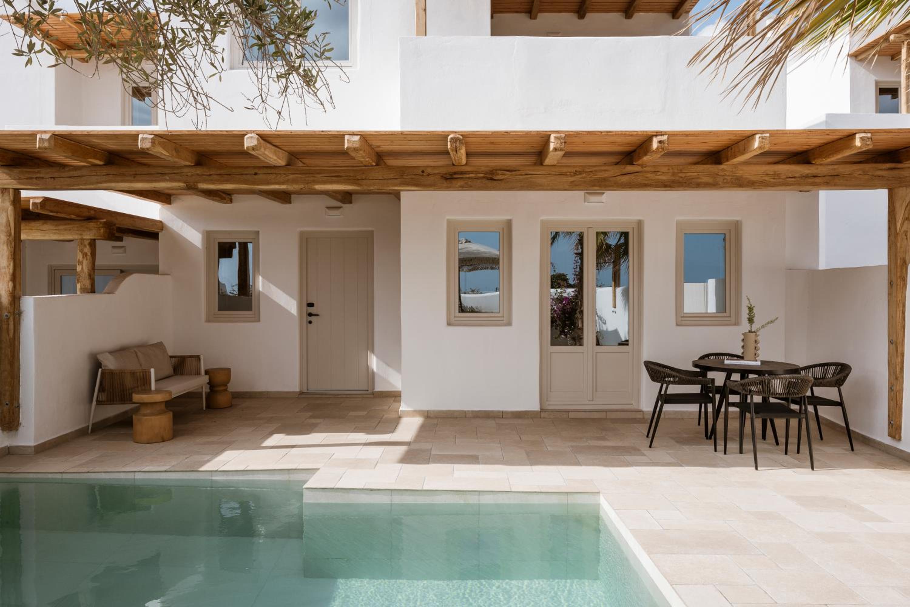 Two Bedrooms Suite with Private Pool - Photo 6