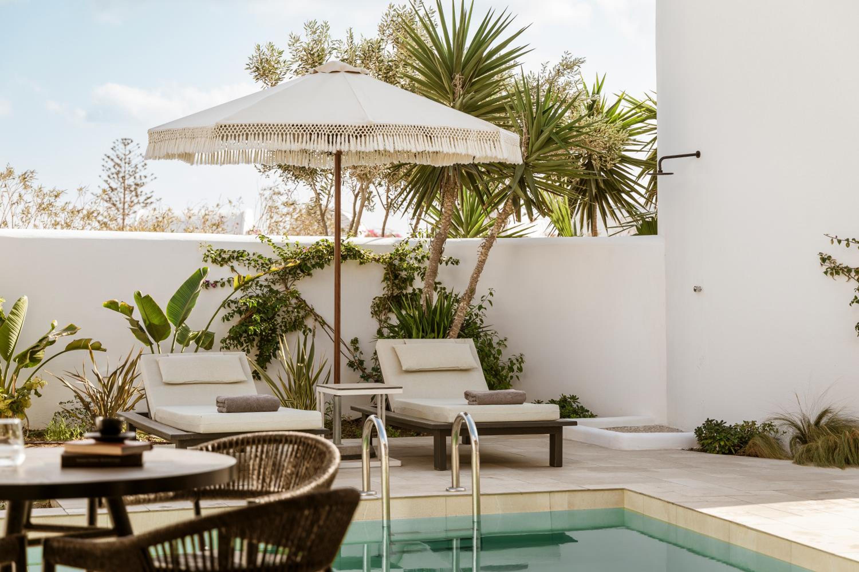 Two Bedrooms Suite with Private Pool - Photo 7